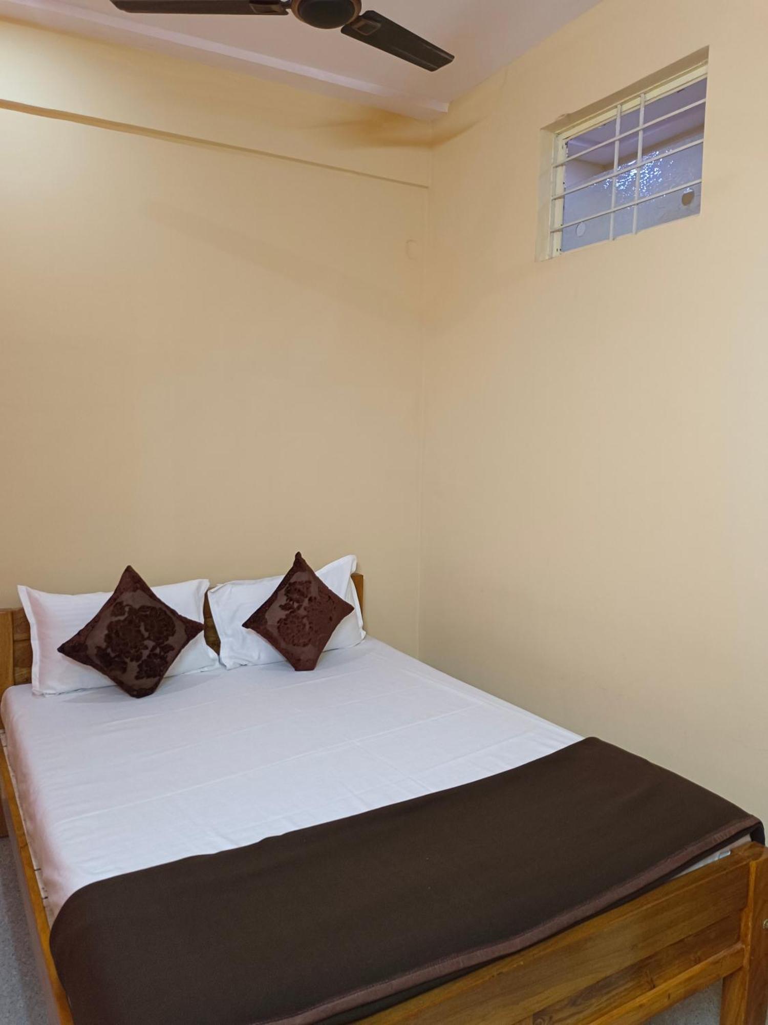 Royal Comforts Lodge