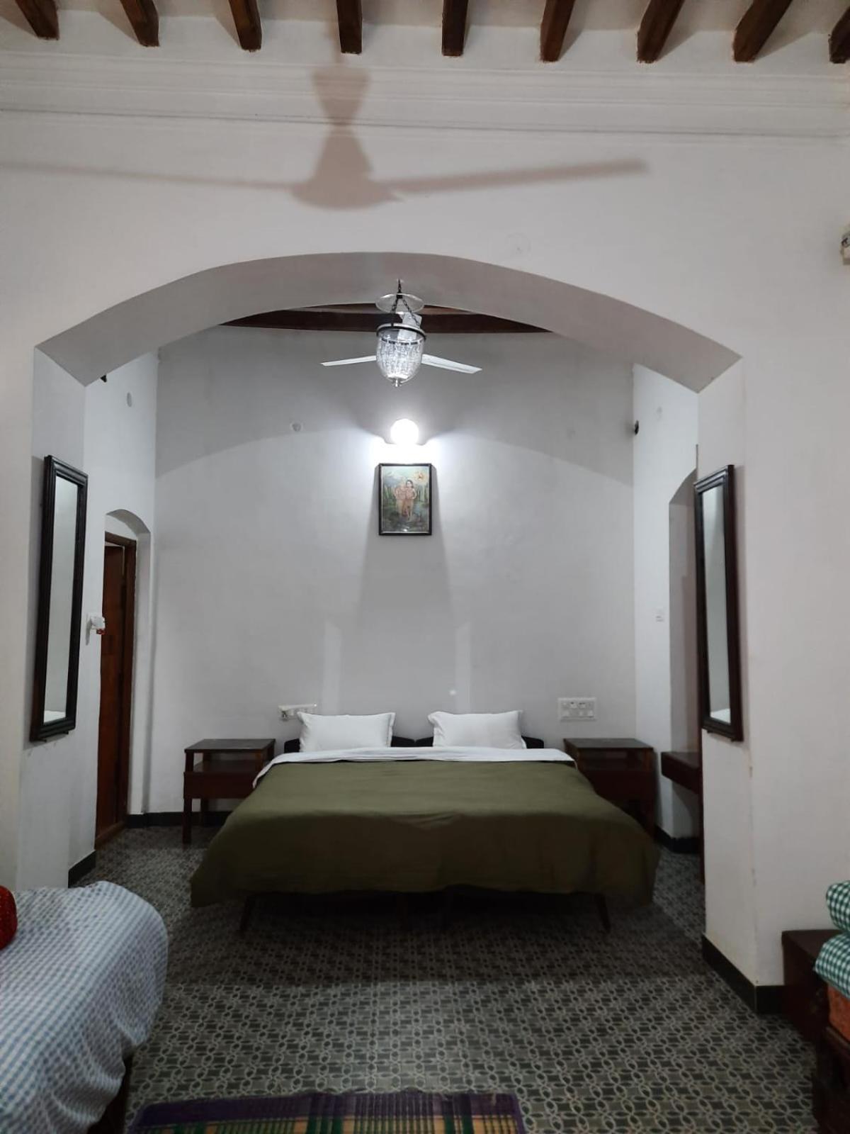 Homestay Heritage Home, Hampe's *
