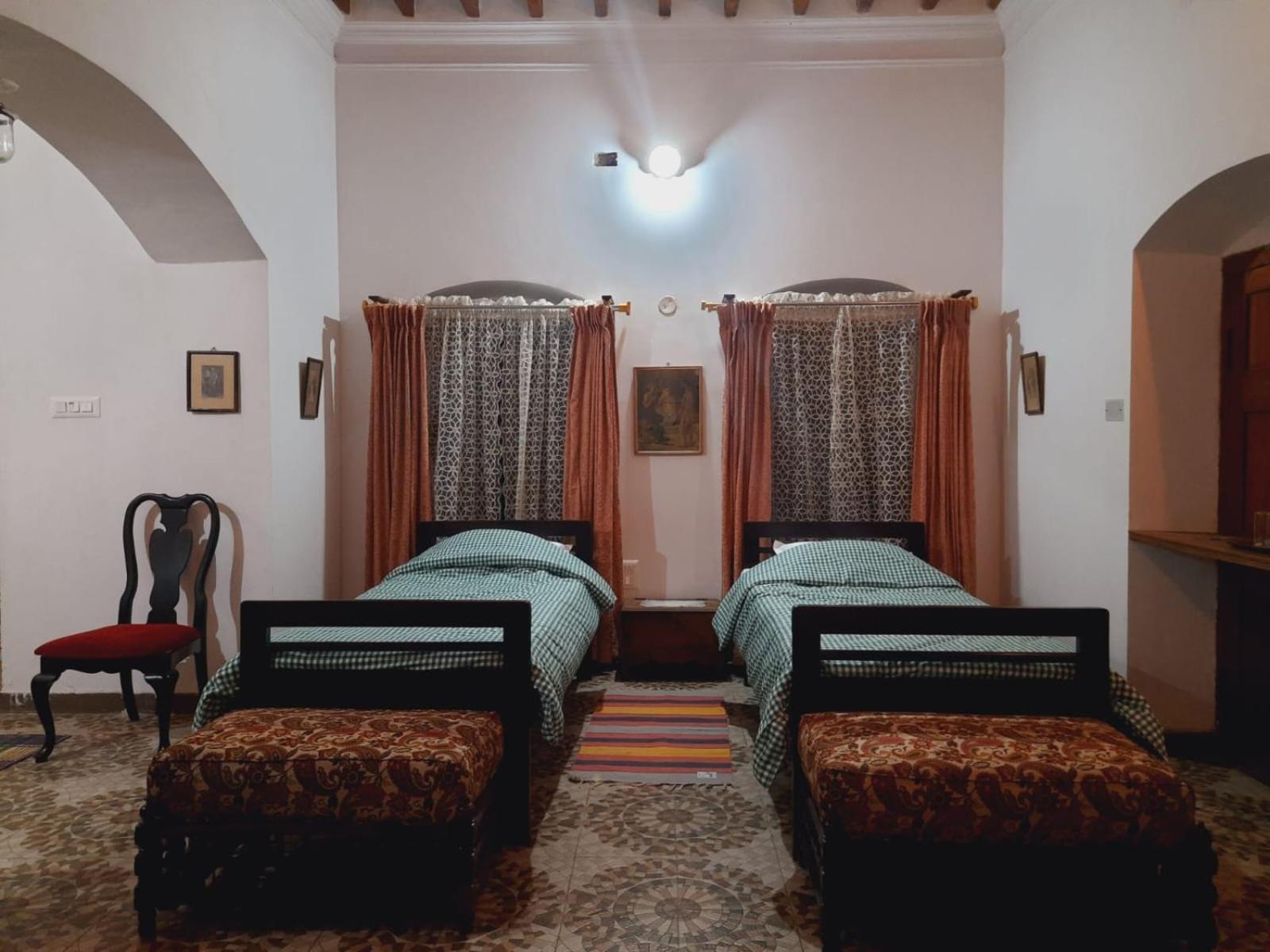 Homestay Heritage Home, Hampe's *