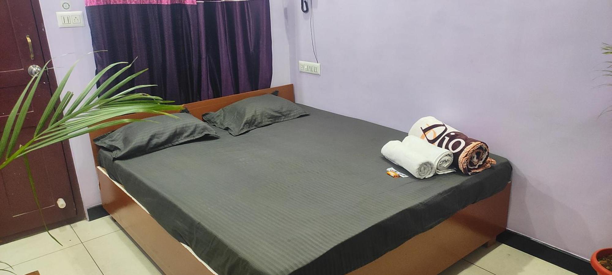Hotel Adh Amilia Residency