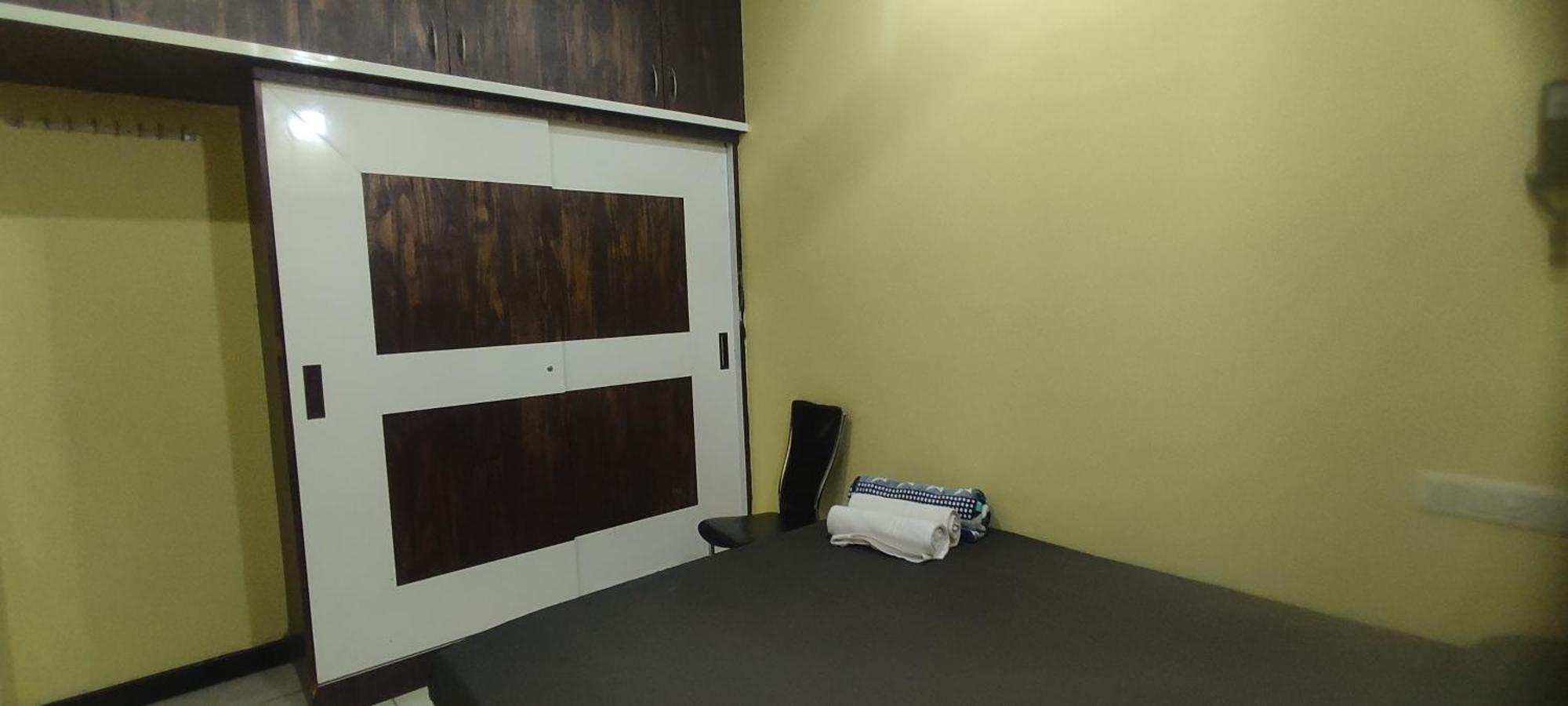 Adh Amilia Residency Hotel 2*