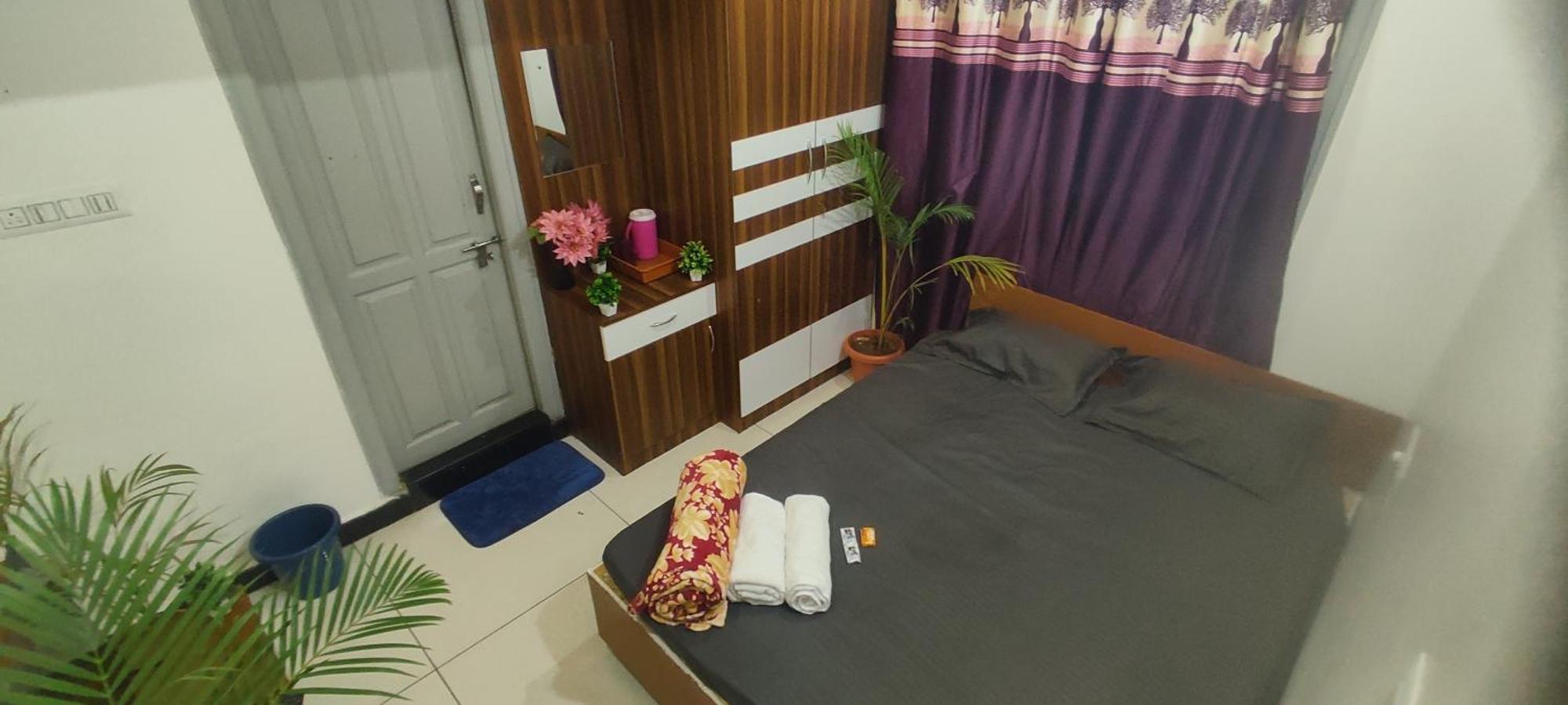 Adh Amilia Residency Hotel 2*