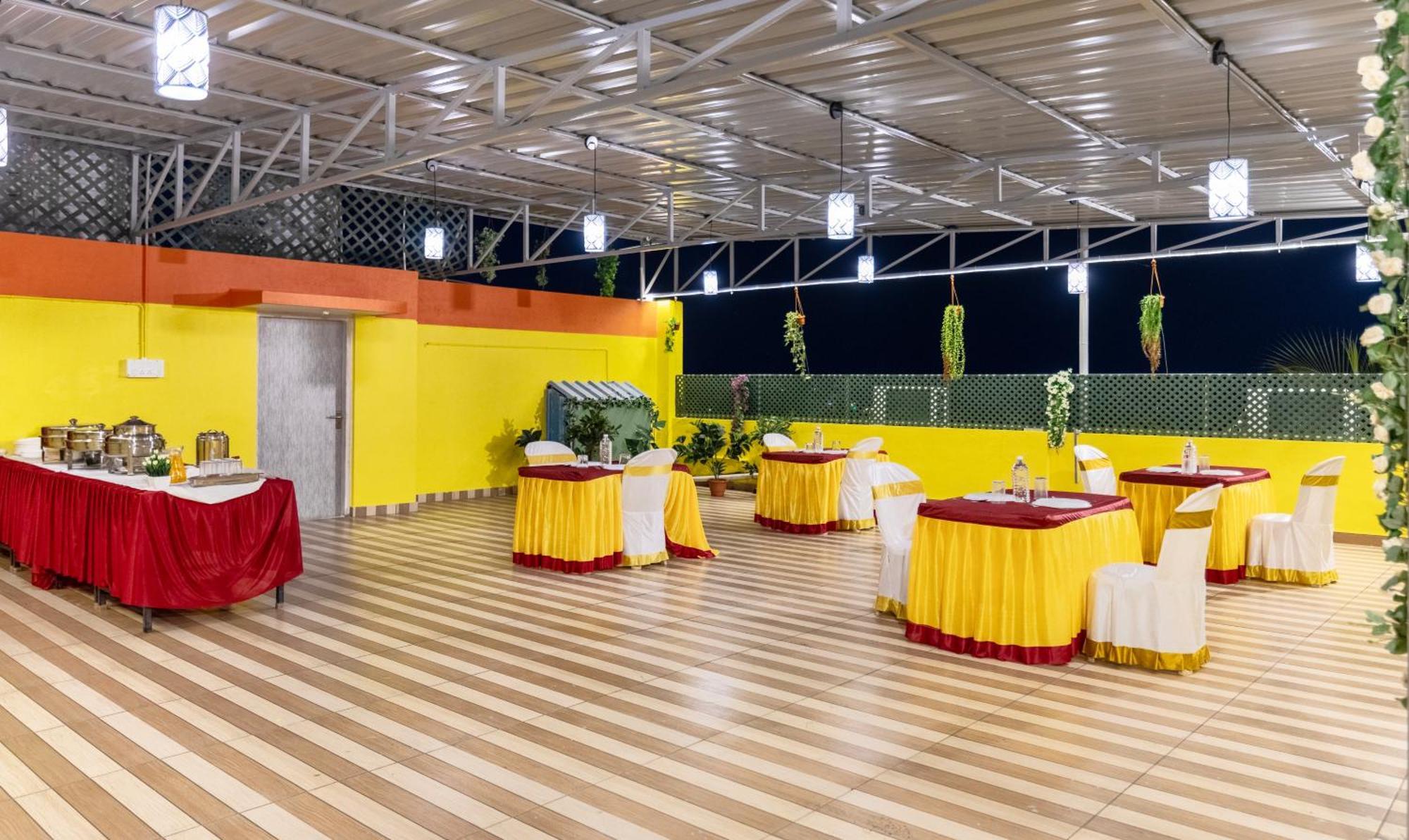 Hotel Treebo Four Seasons Mysore