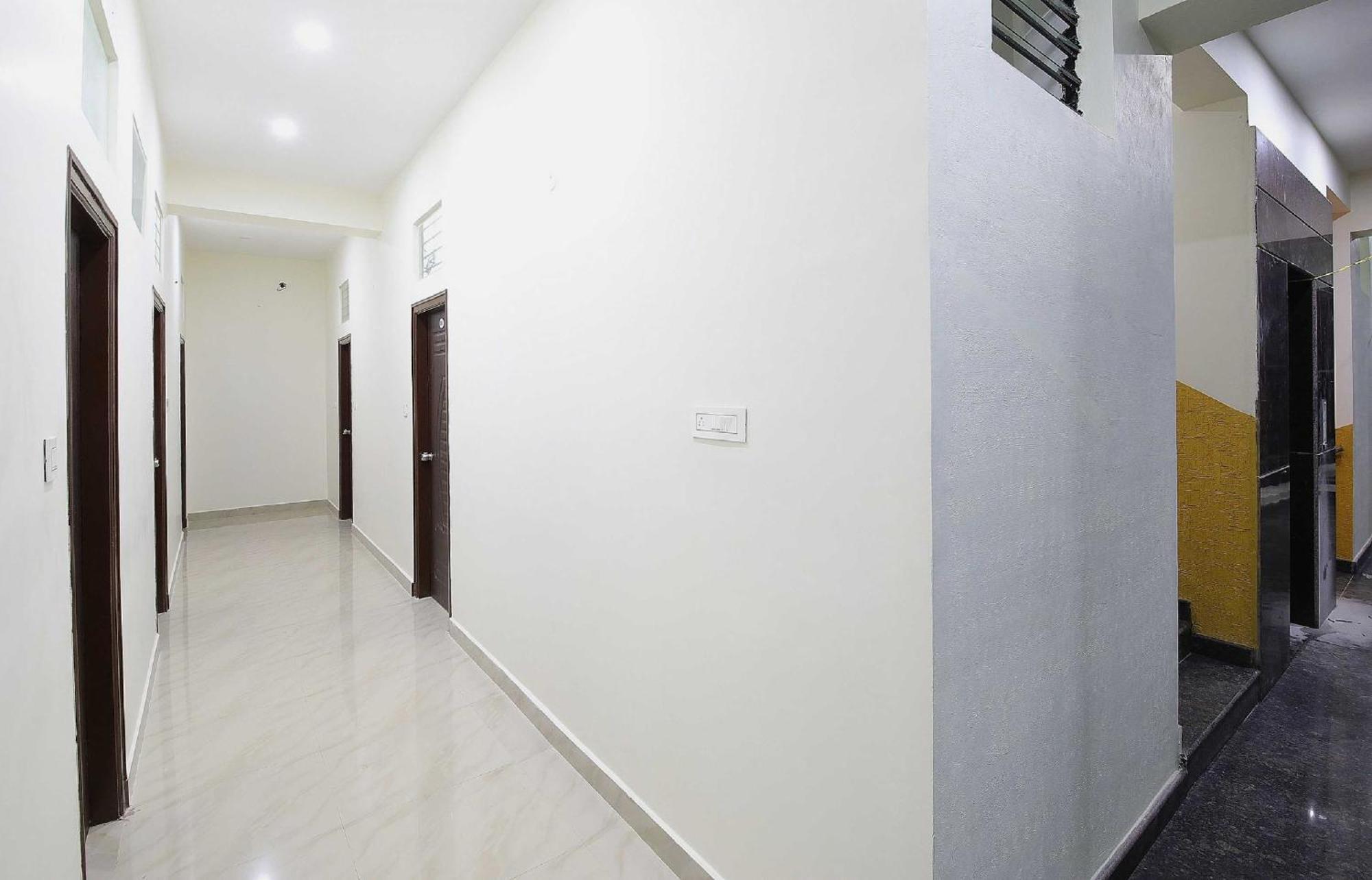 Hotel Collection O Mathura