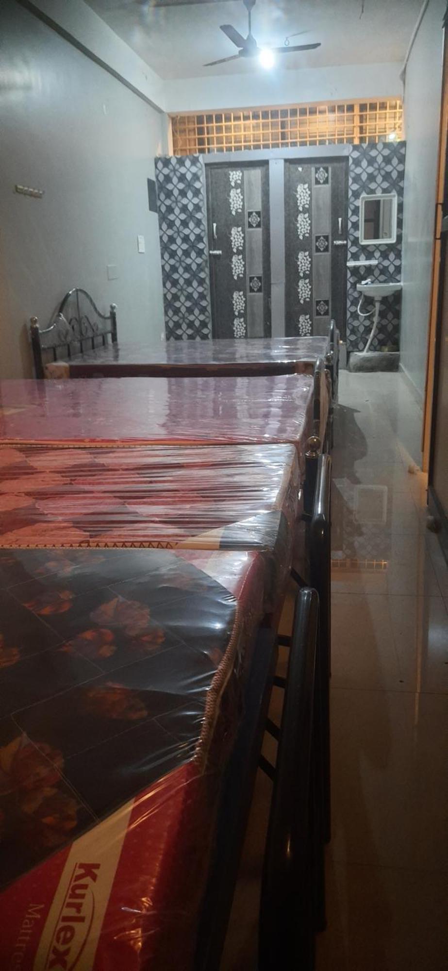 Kings - Sgh Hostel Mysore