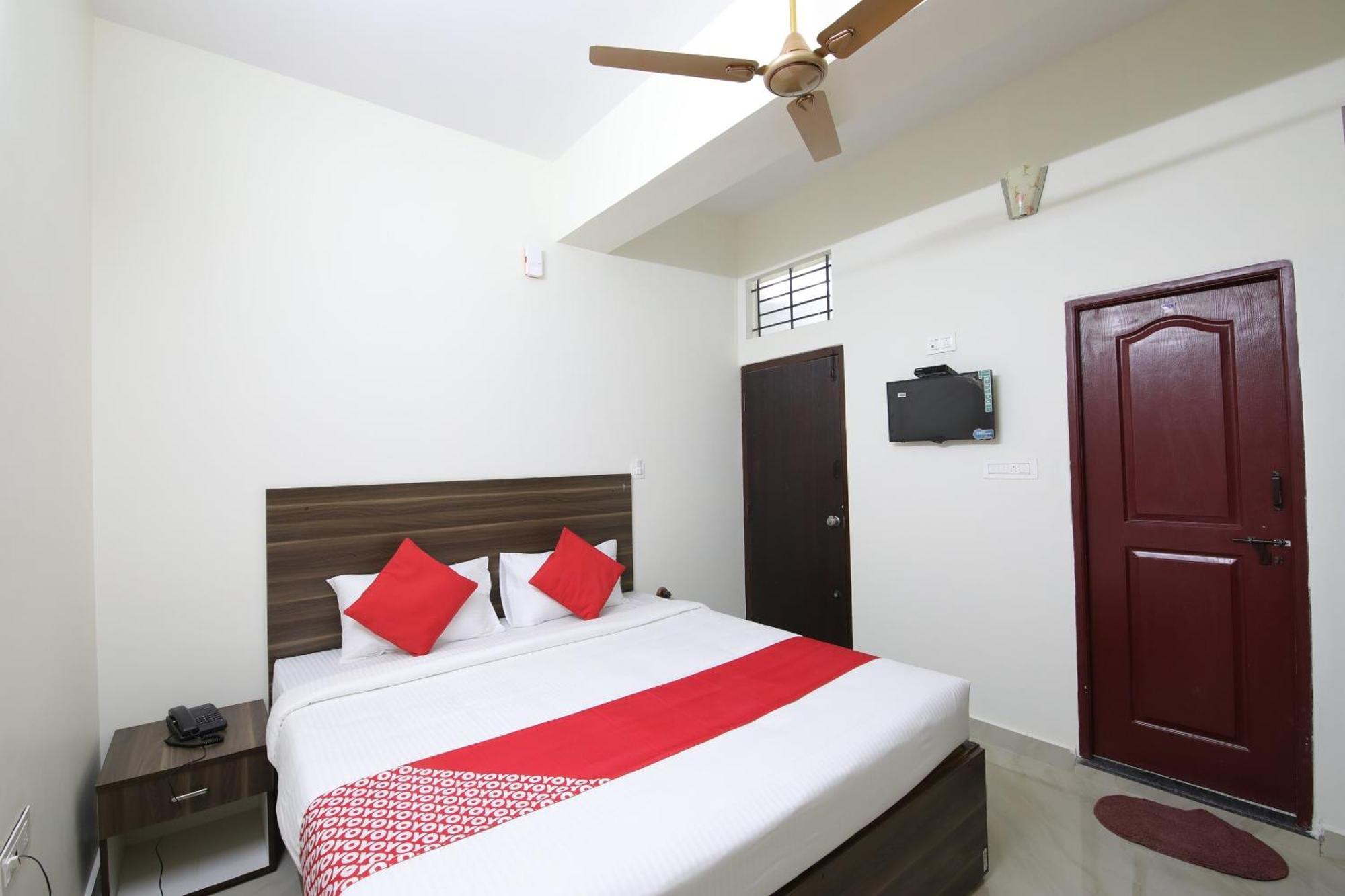 Hotel Collection O Mathura Mysore