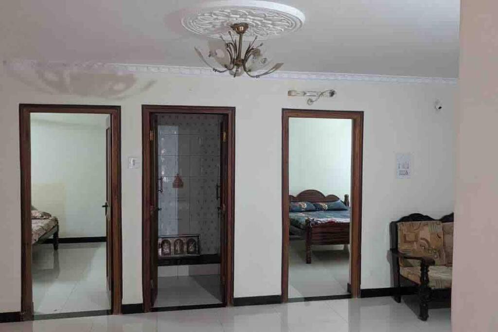 Apartment Cheerful