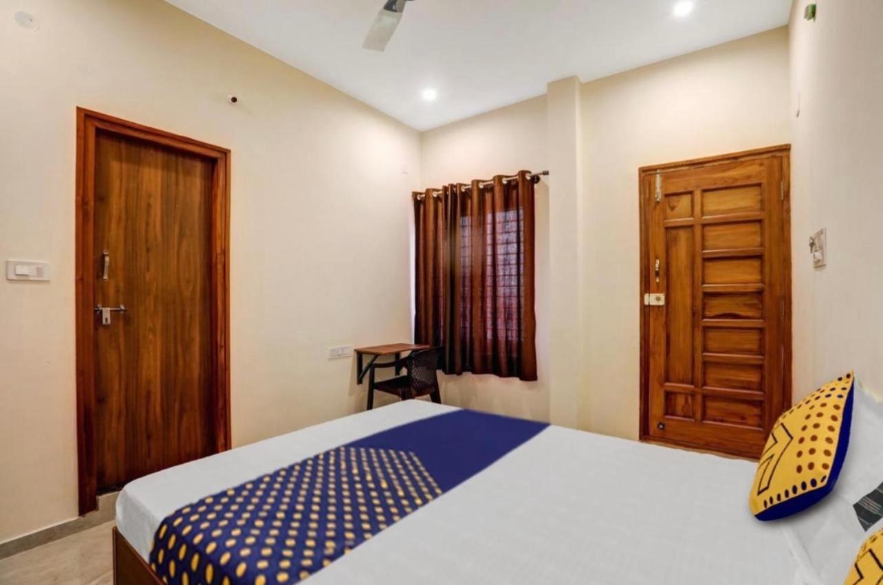 Wood Side Recidencyy Hotel Mysore