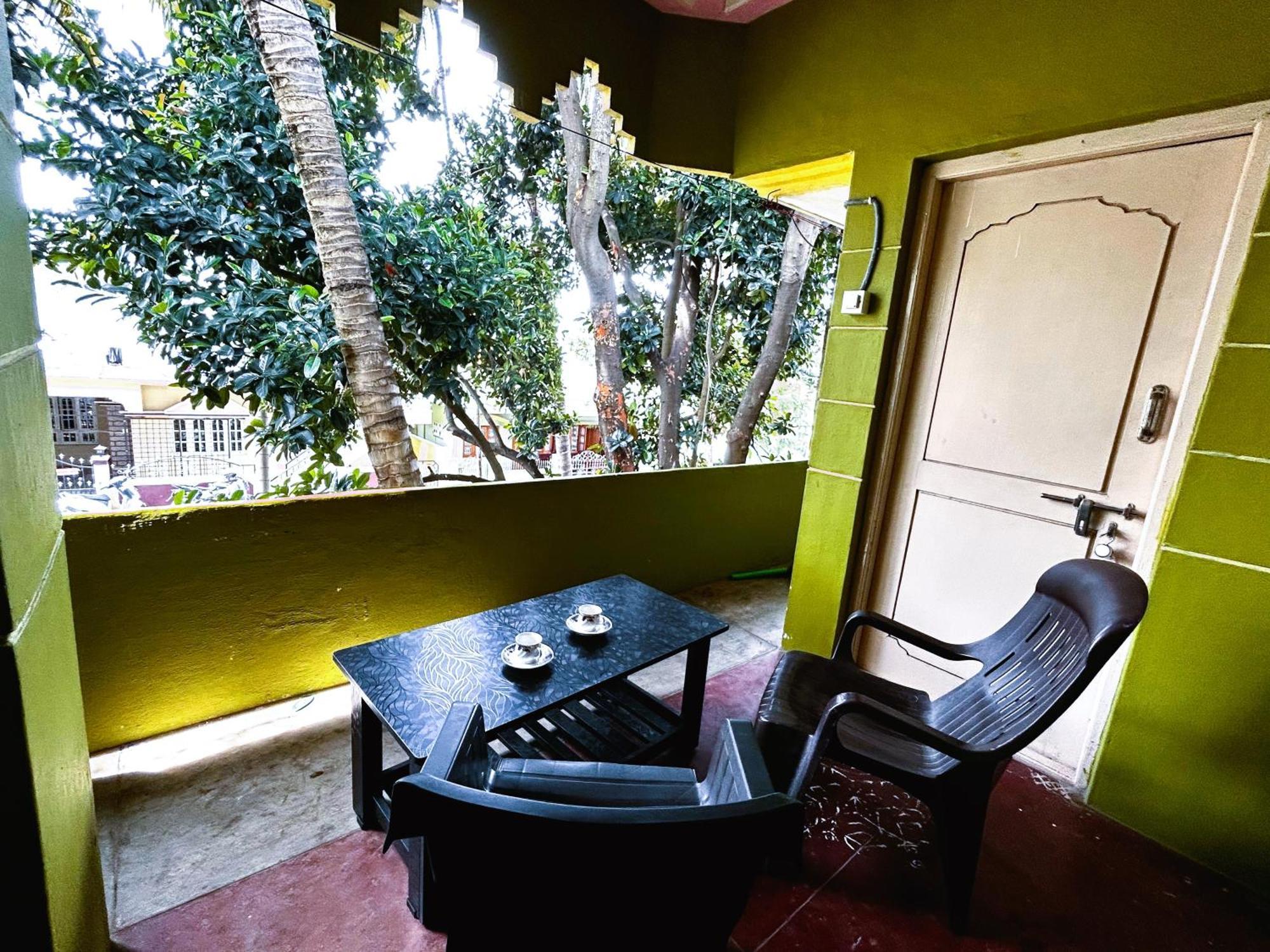 Green Love Mysuru Holiday home *