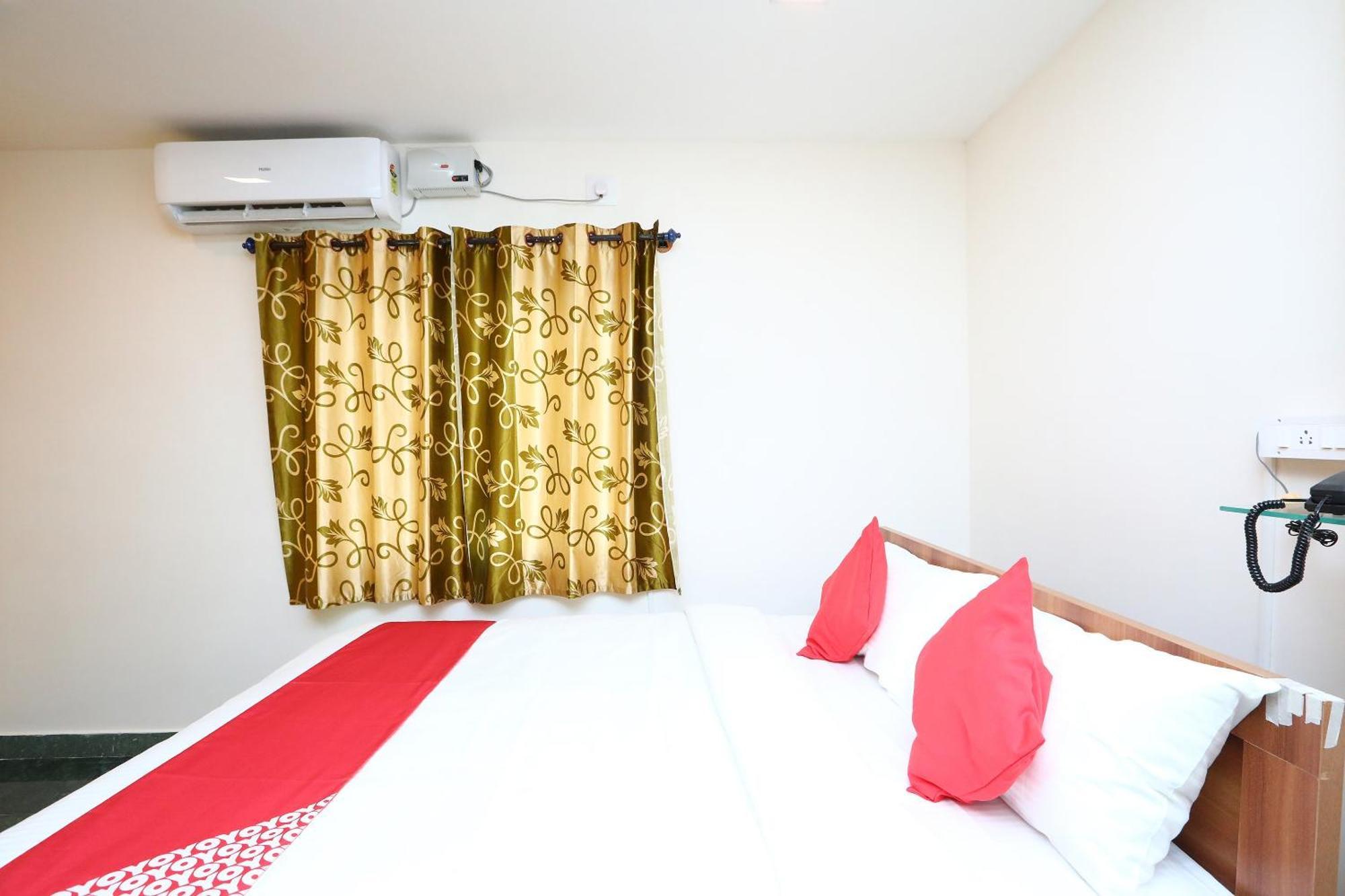 Hotel Oyo V Wella Comforts 3*