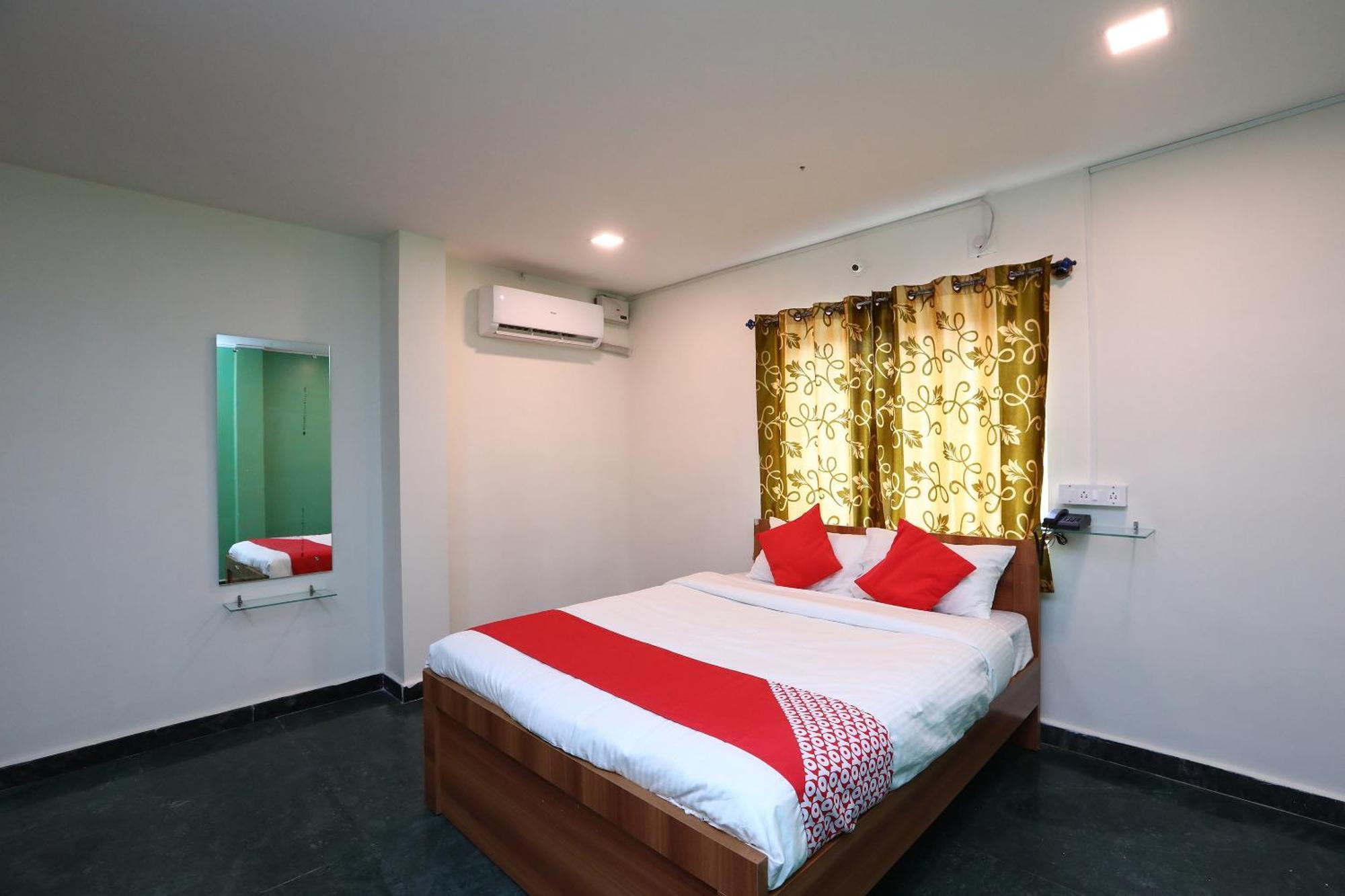 Oyo V Wella Comforts 3* Mysore