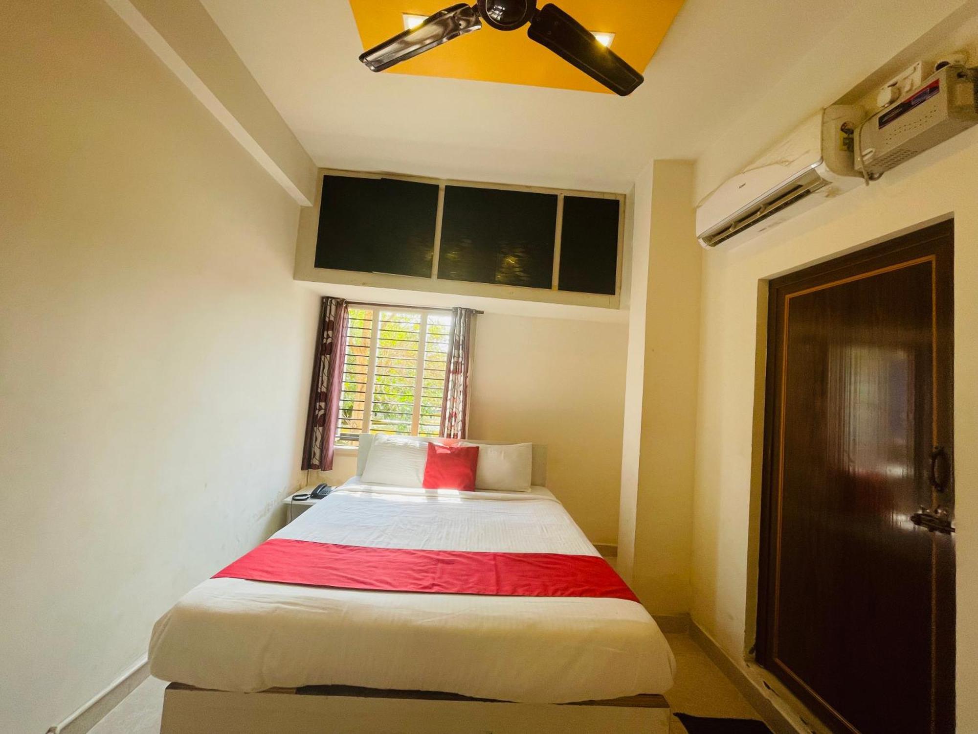 Eagle Heights 3*