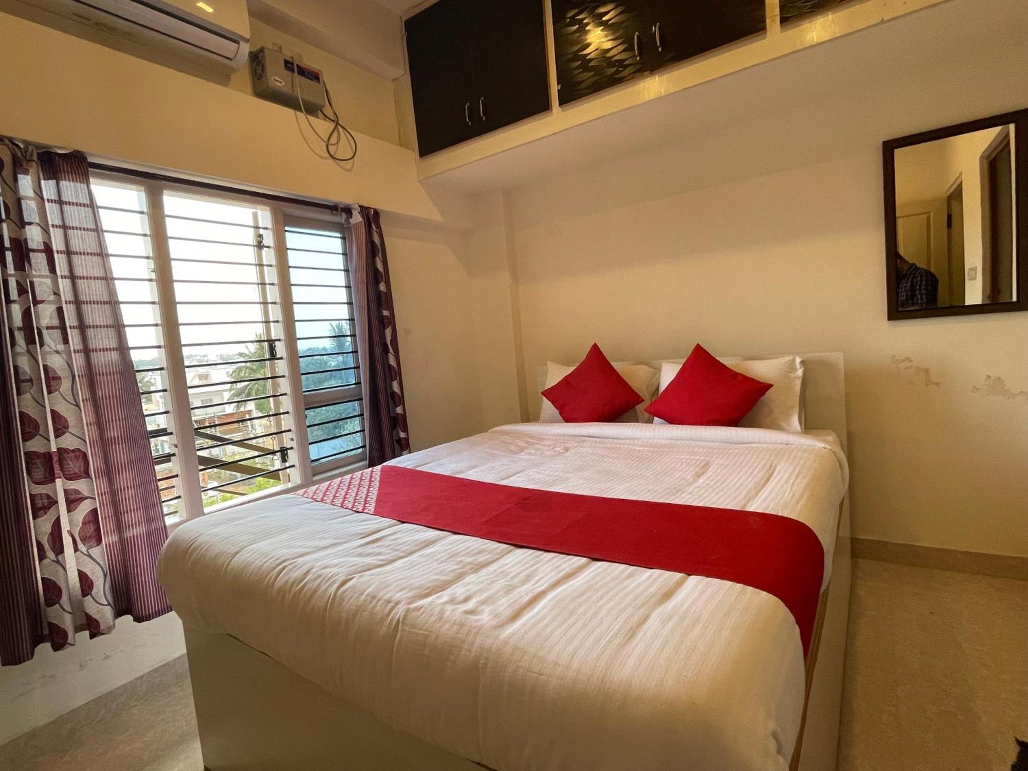 Hotel Eagle Heights 3*