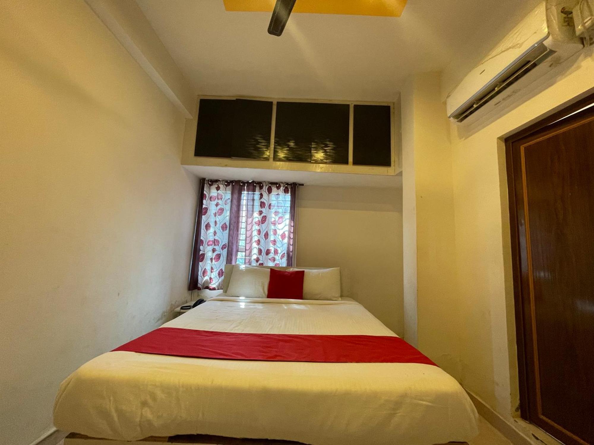 Eagle Heights Hotel 3*