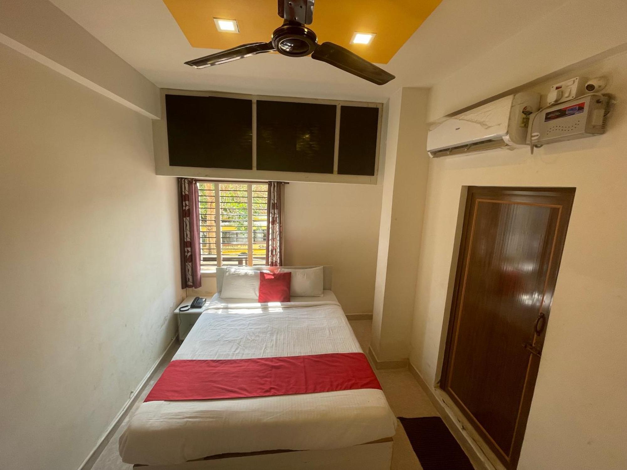 Hotel Eagle Heights 3*