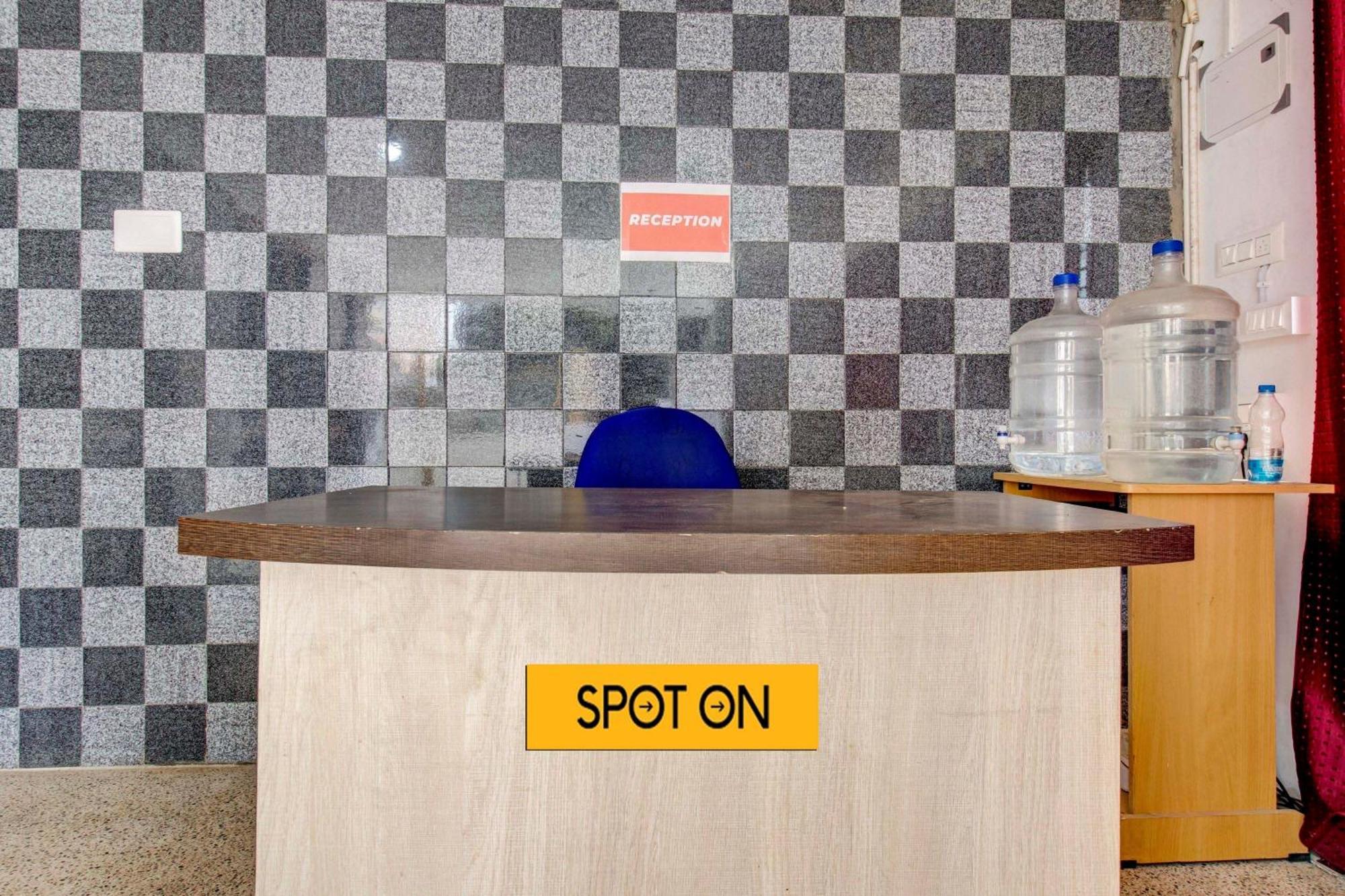 Oyo Mystic Mansion Hotel Mysore