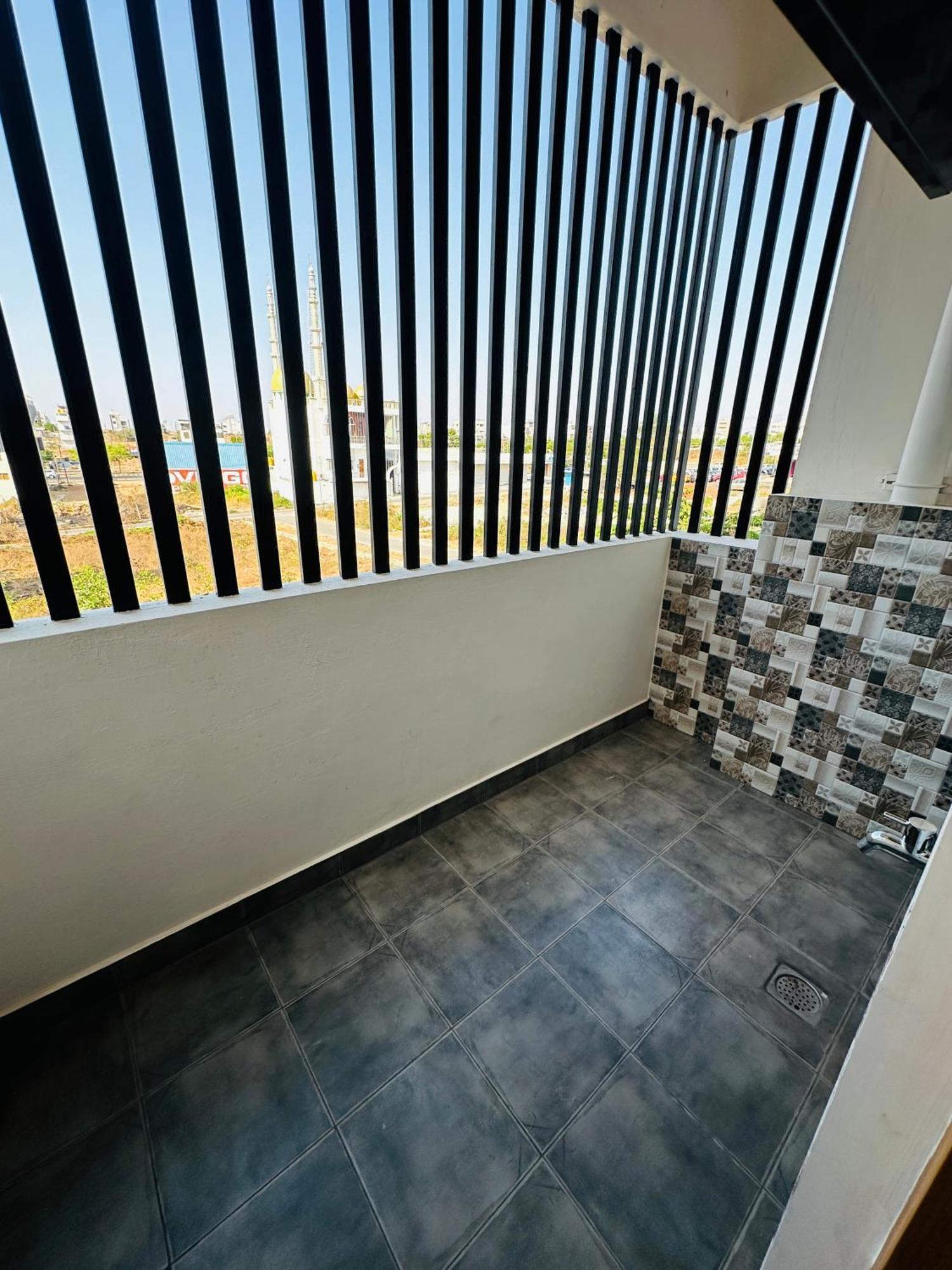 Oryx Residences - Luxury Serviced Apartment *
