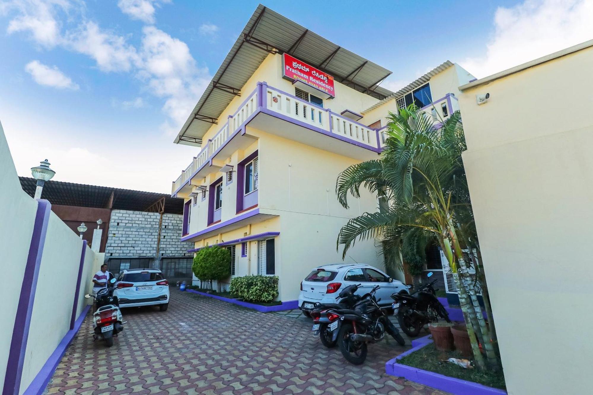 Spot On Pratham Residency Hotel 2*