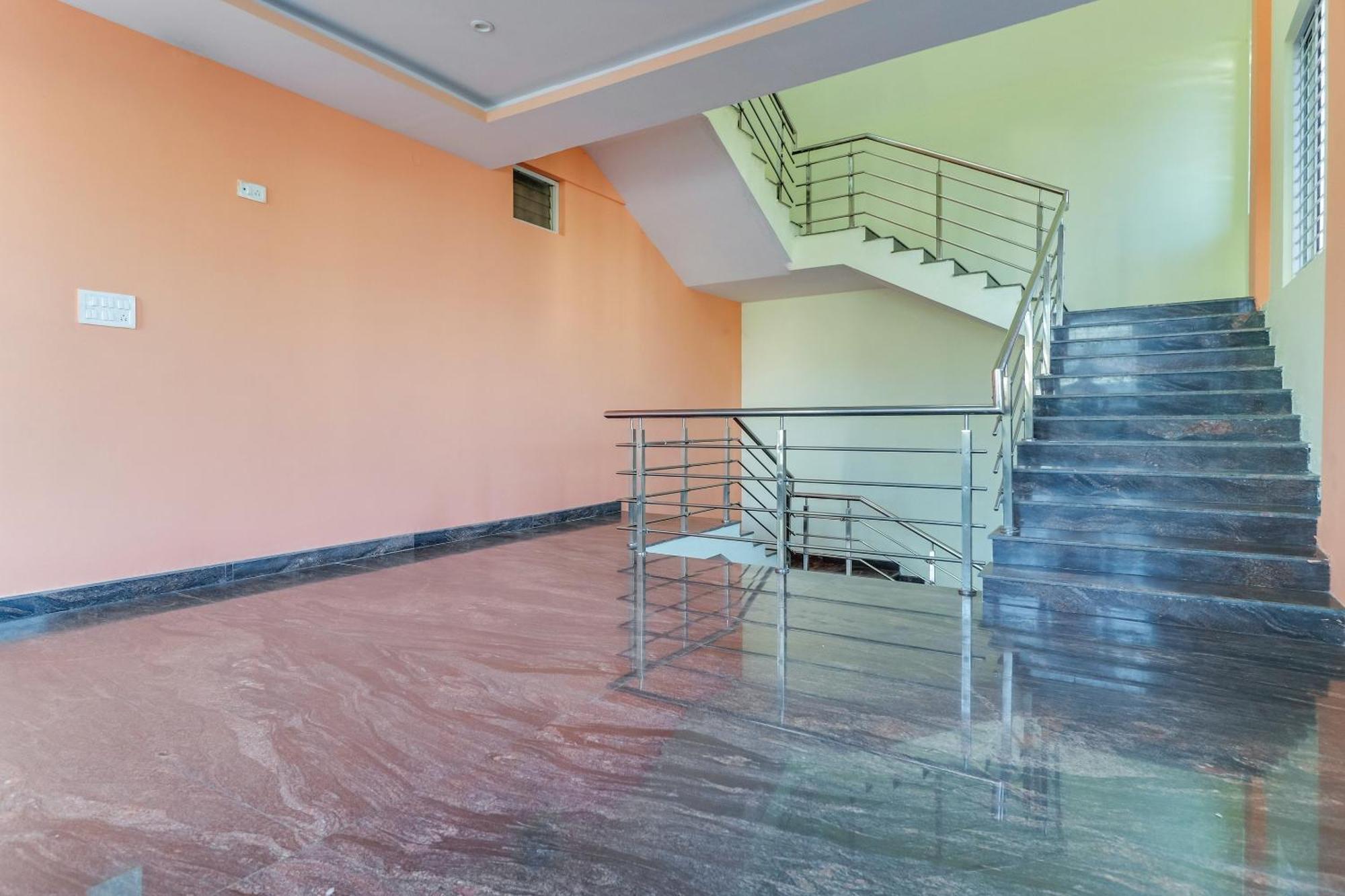 Spot On Pratham Residency Hotel 2*