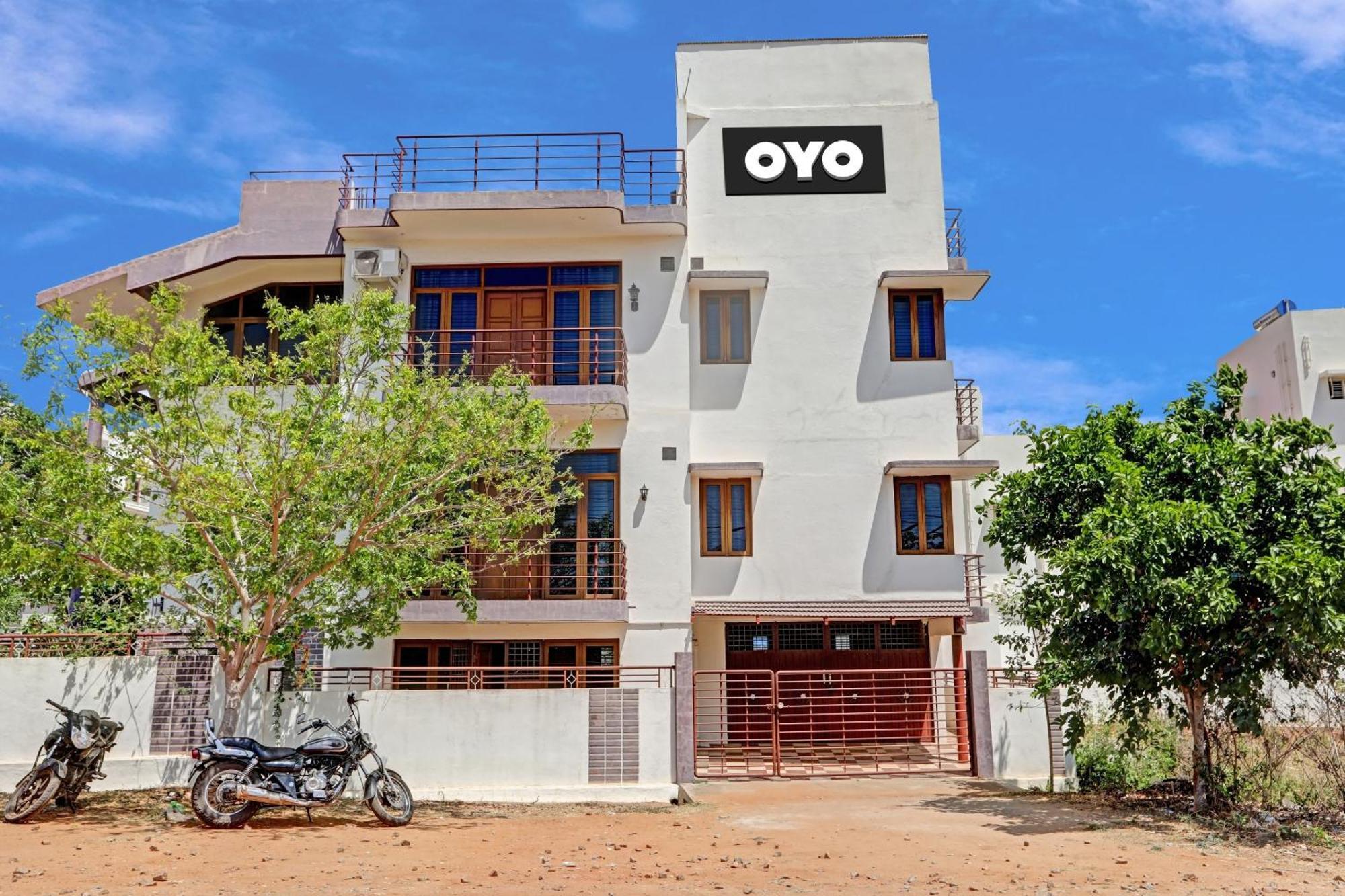 Hotel Spot On Sri Durga Residency Hd Kote 3*