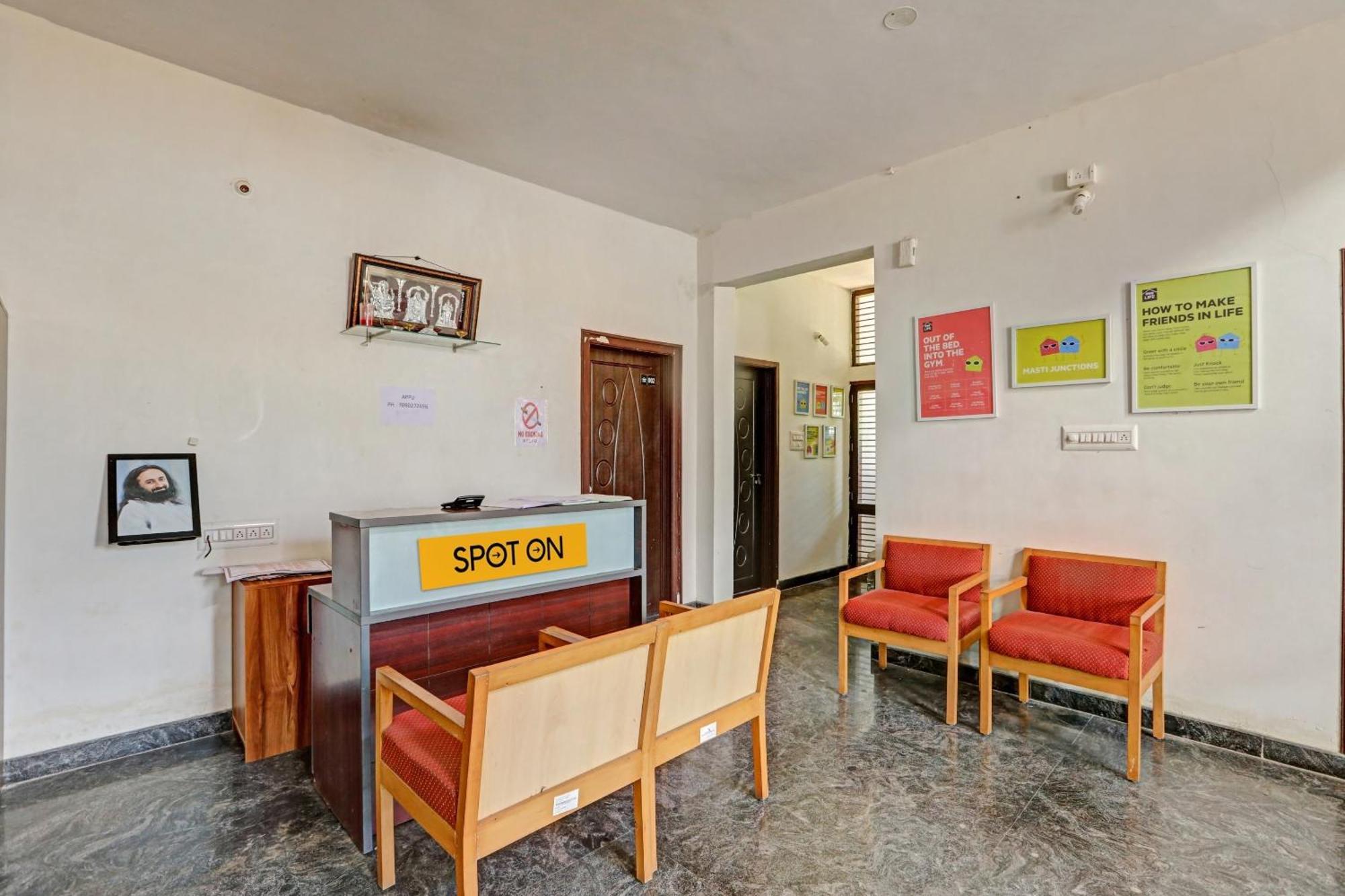 Hotel Spot On Sri Durga Residency Hd Kote 3*