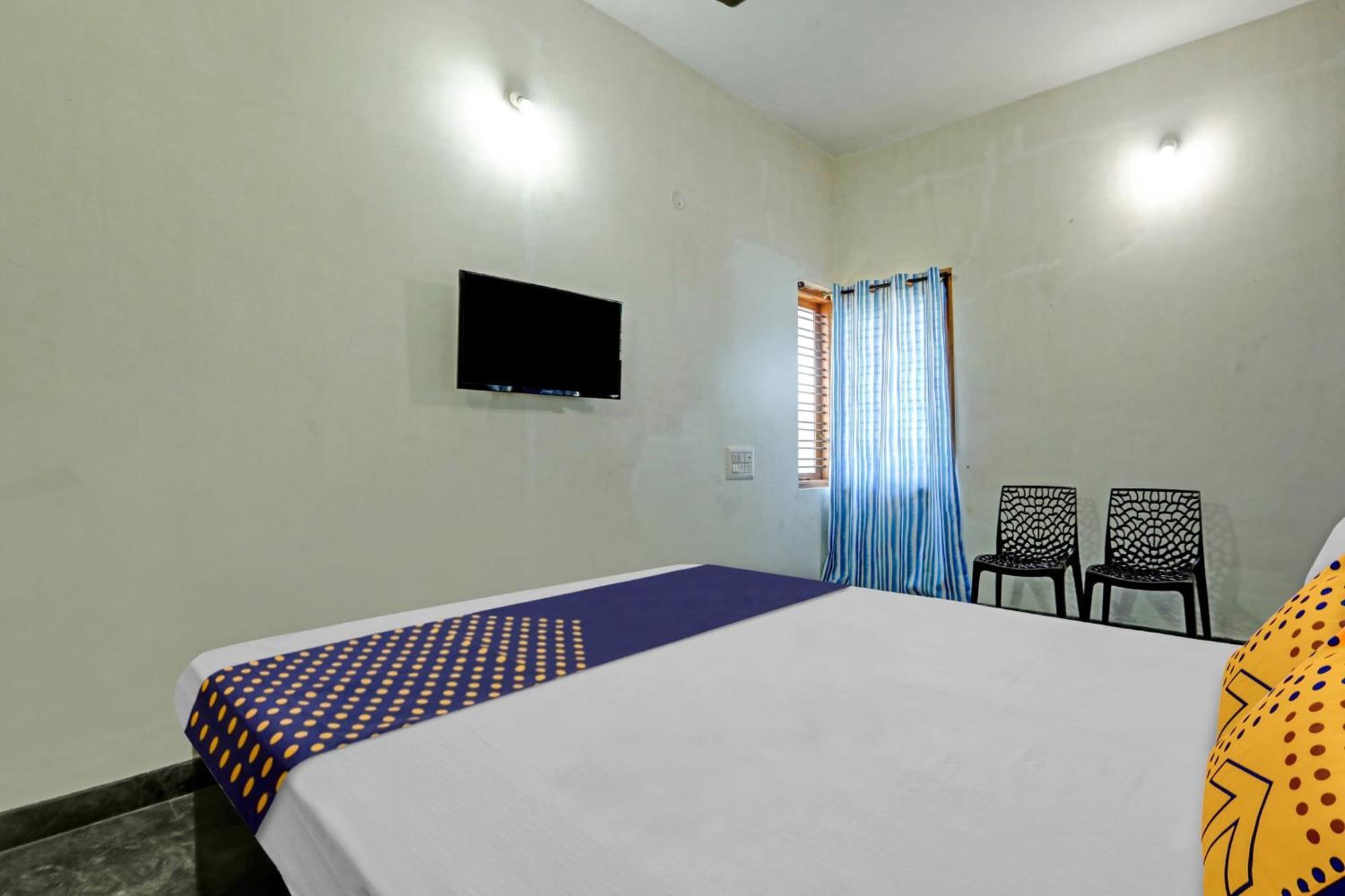Spot On Sri Durga Residency Hd Kote Mysore