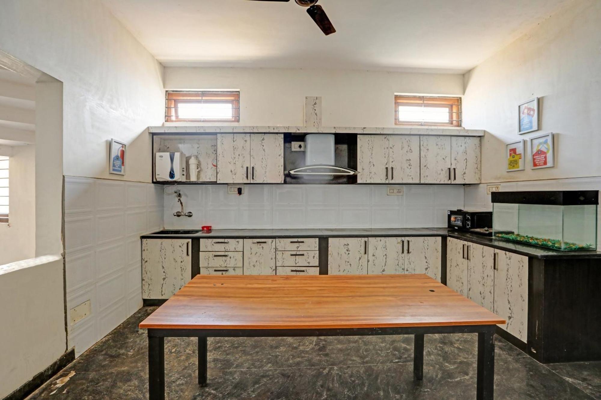 Hotel Spot On Sri Durga Residency Hd Kote 3*