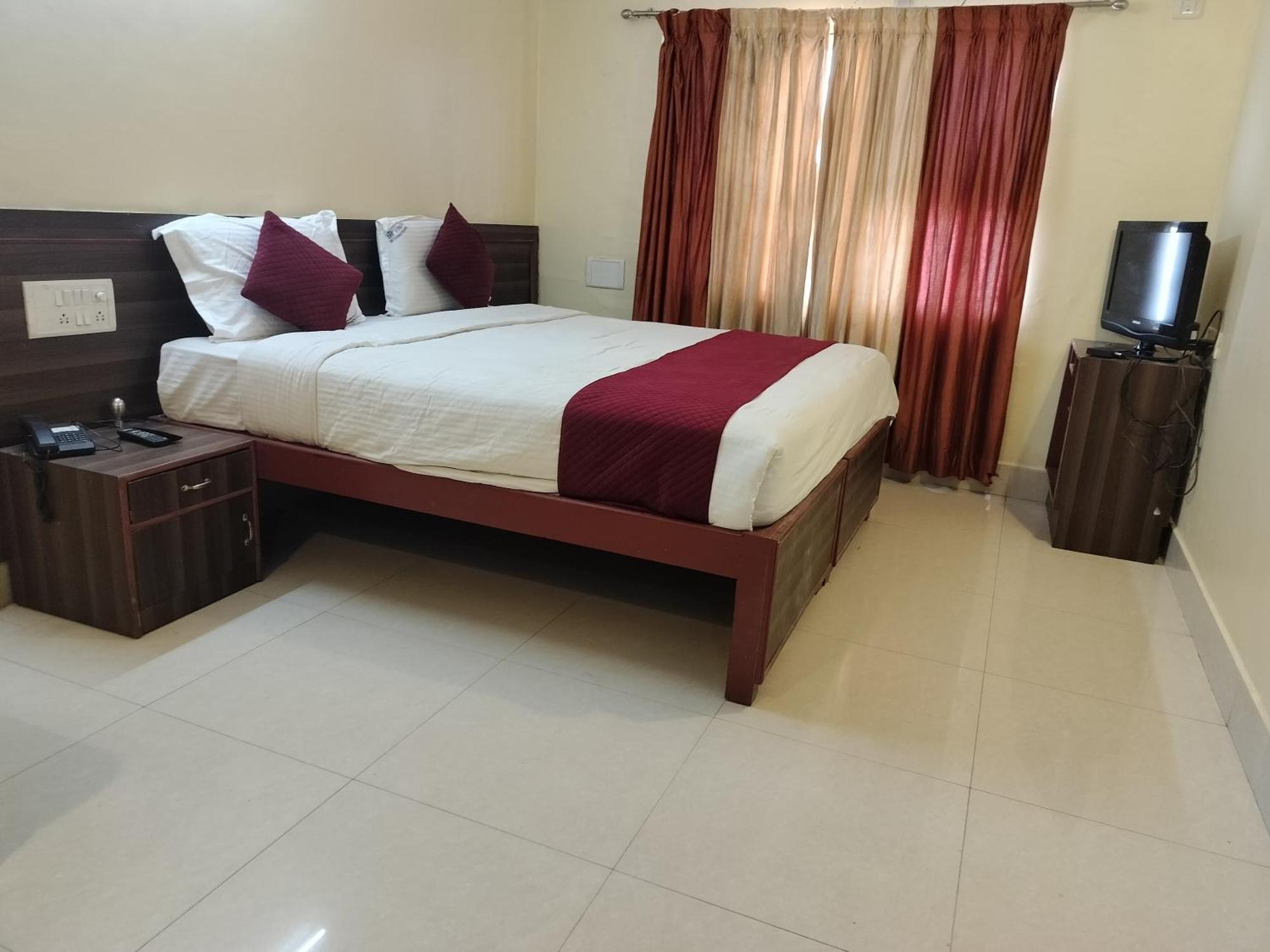 Hotel Vyshak International Mysore