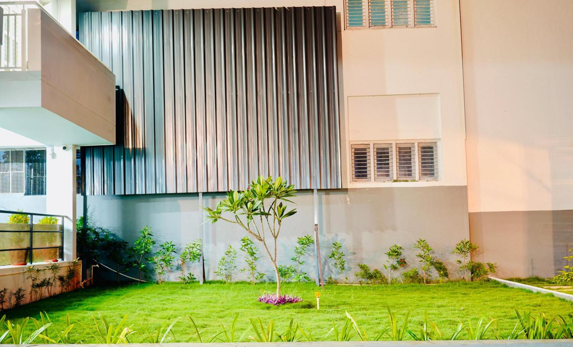 Elite Enclave - - 2bhk Luxury Serviced Apartment *