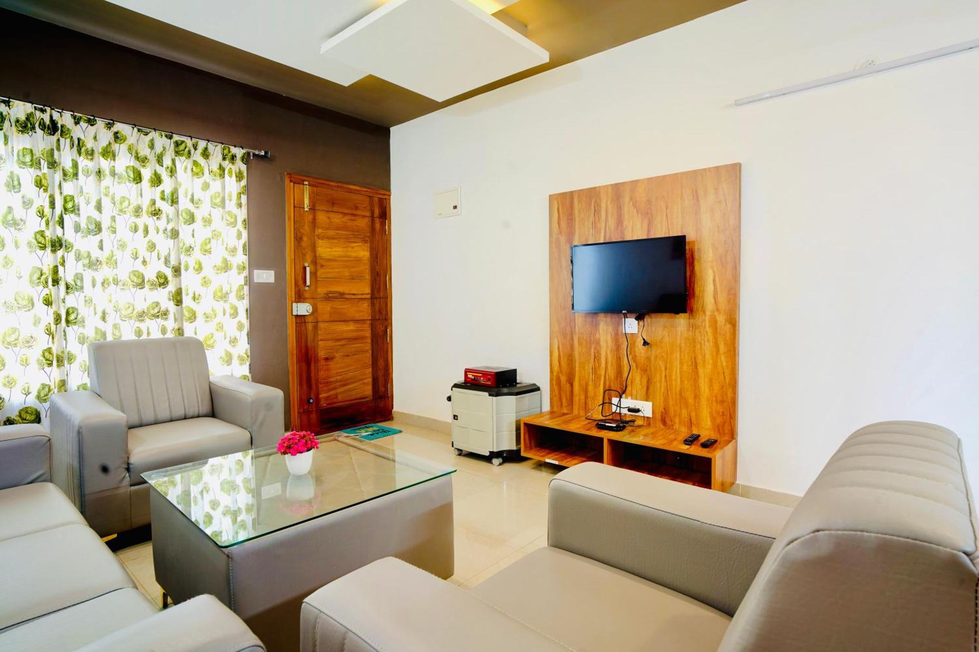 Elite Enclave - - 2bhk Luxury Serviced *