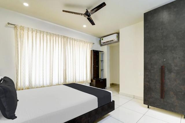 2 Bhk Ac Flat Call- 8o882-37972 Villa Mysore