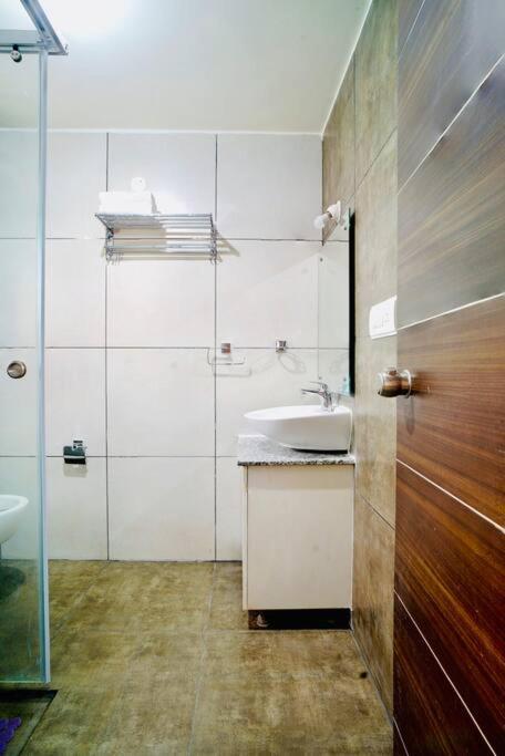 Elite Enclave - Spark - 2bhk Luxury Serviced Apartment *