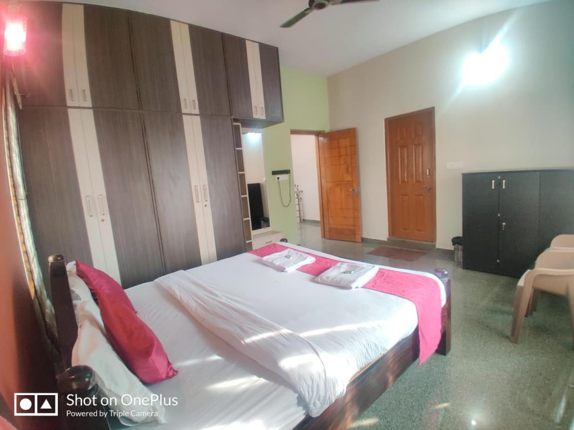 Nandan Villa *