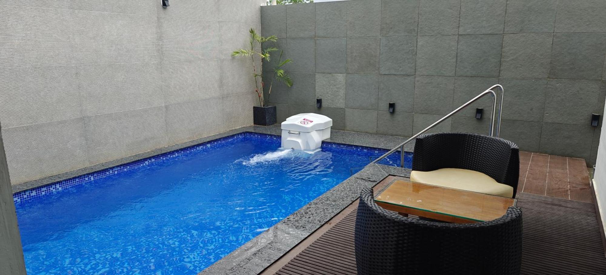 Villa S R Private *