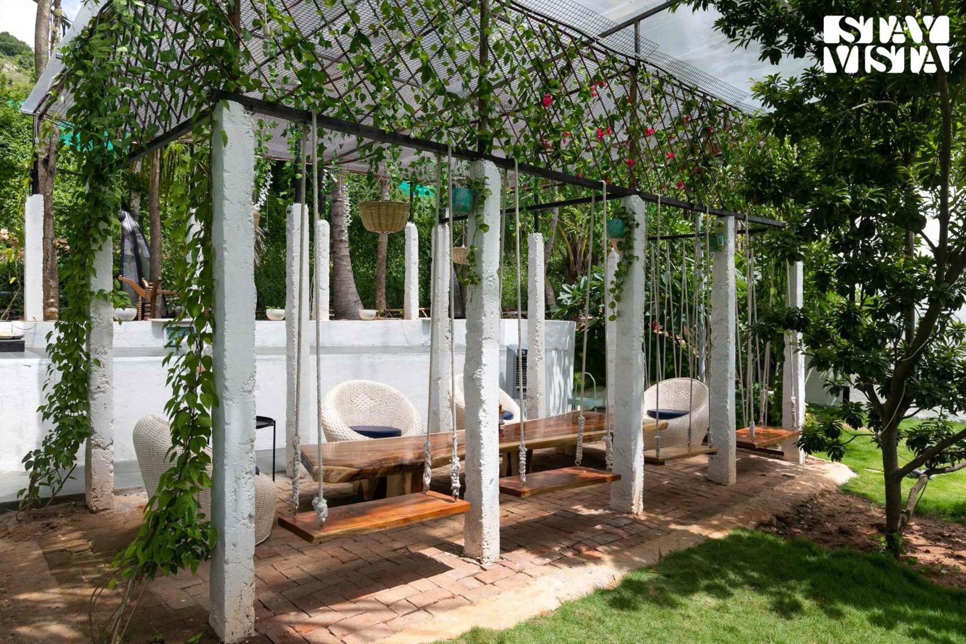 Stayvista At Shwaas With Private Pool