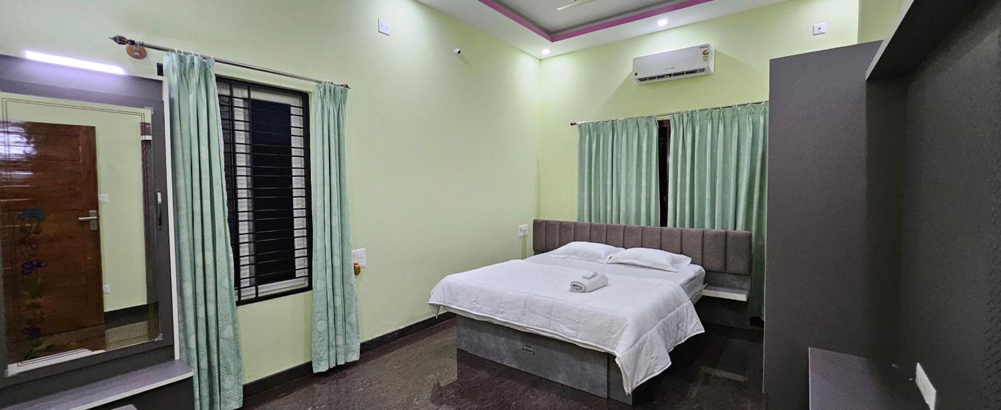 Riddhi Krish -premium Serviced Apartment