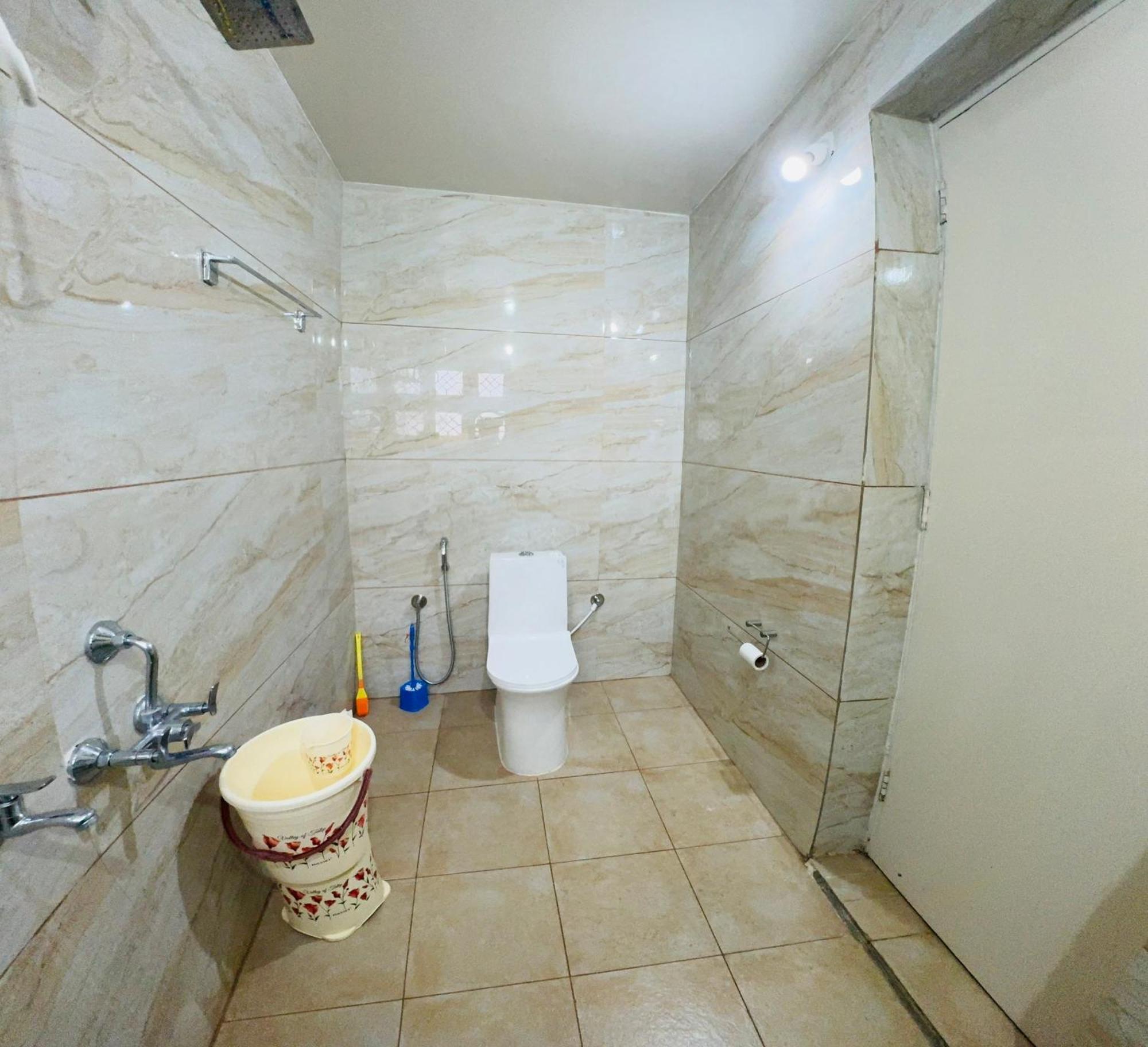 Sharanyam: 3 Bedroom In Prime Location Villa *