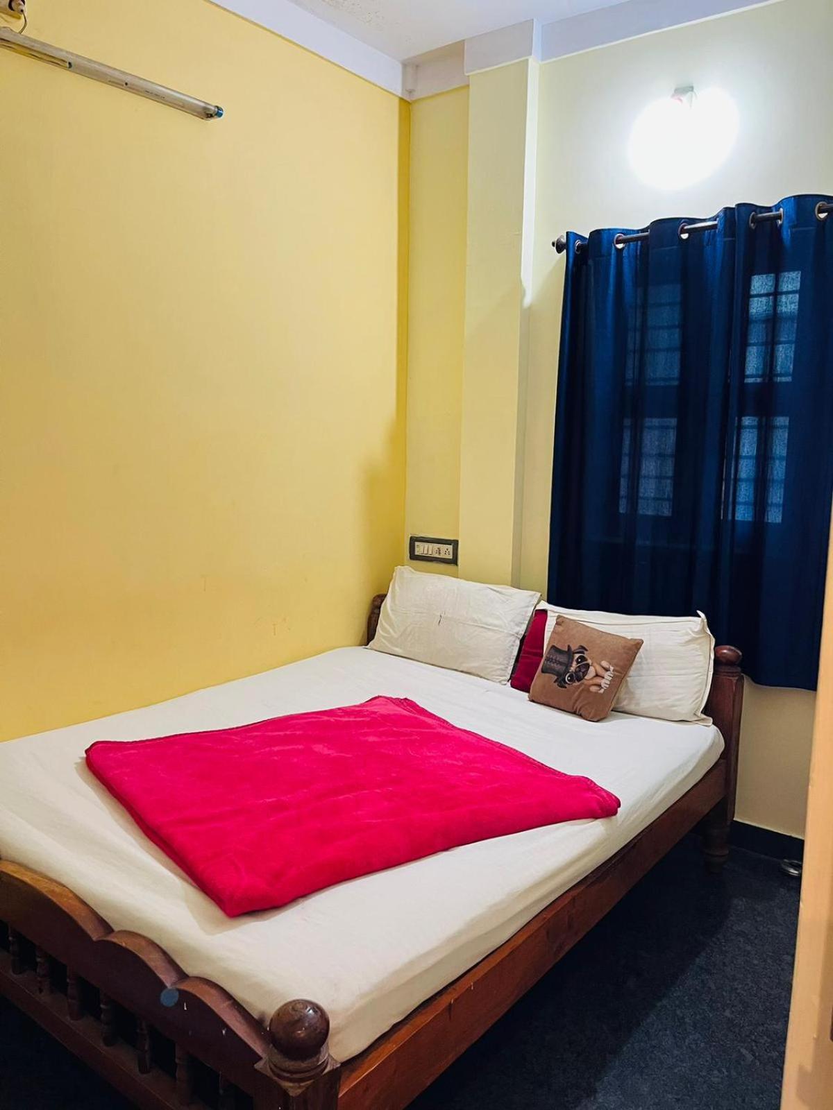 Hk Residency Guest house *