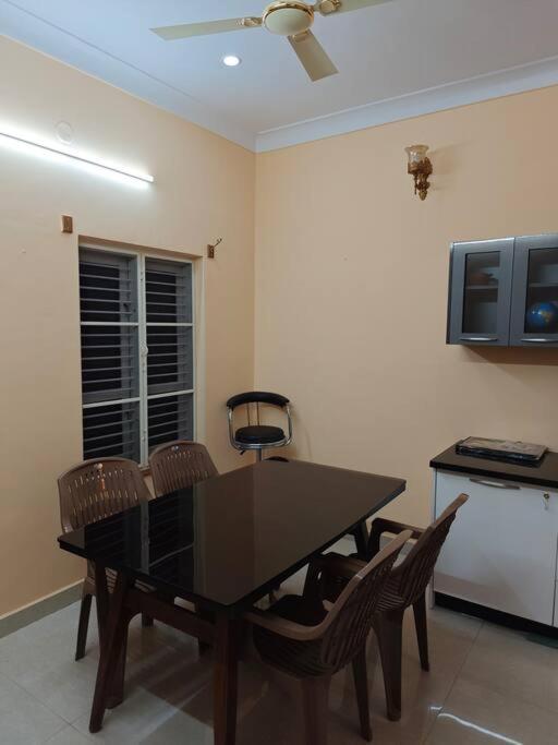 Holiday home Ac 3 Bedroom House Mysore