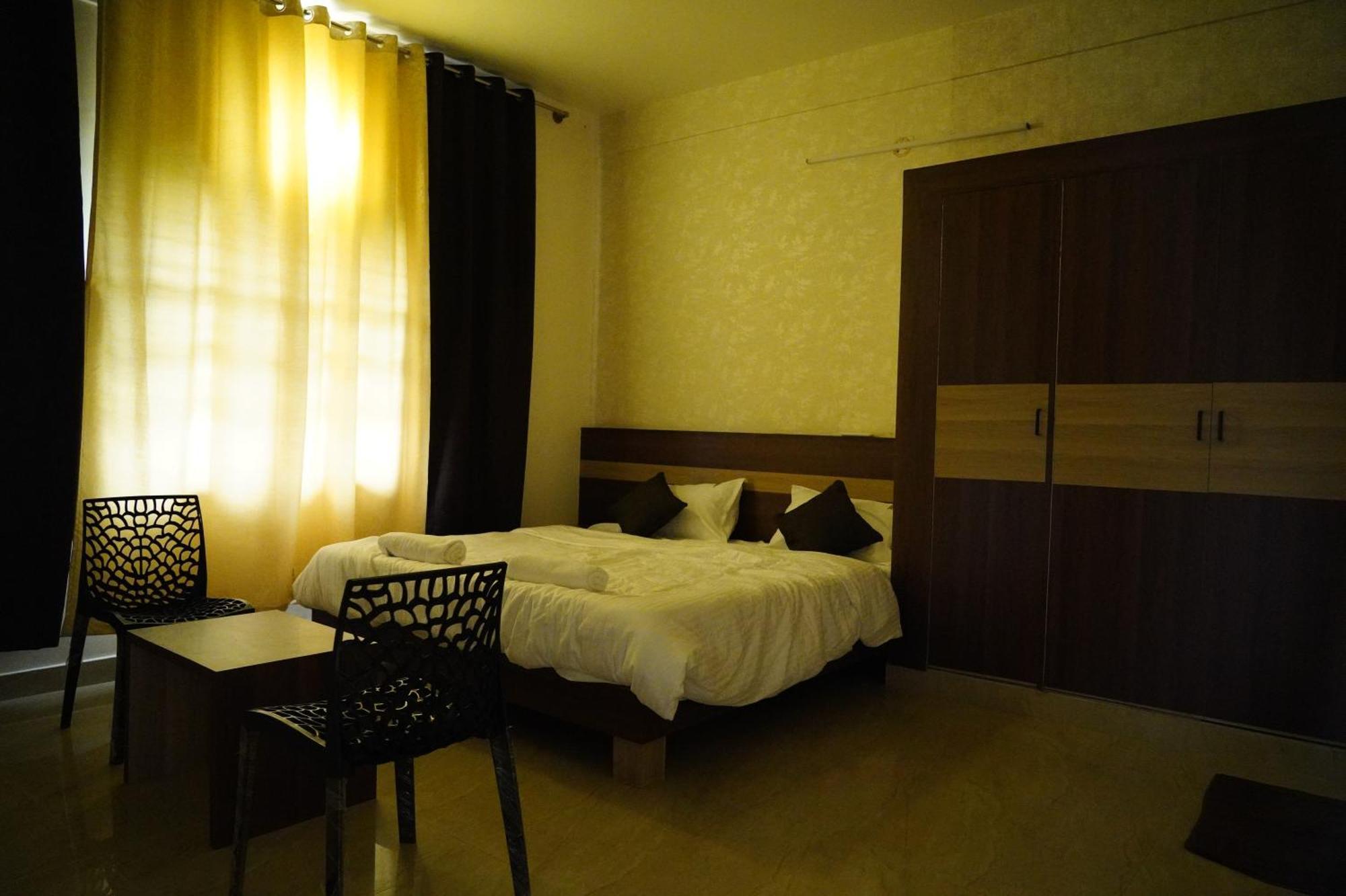 Apartment Meridian And Service Mysore