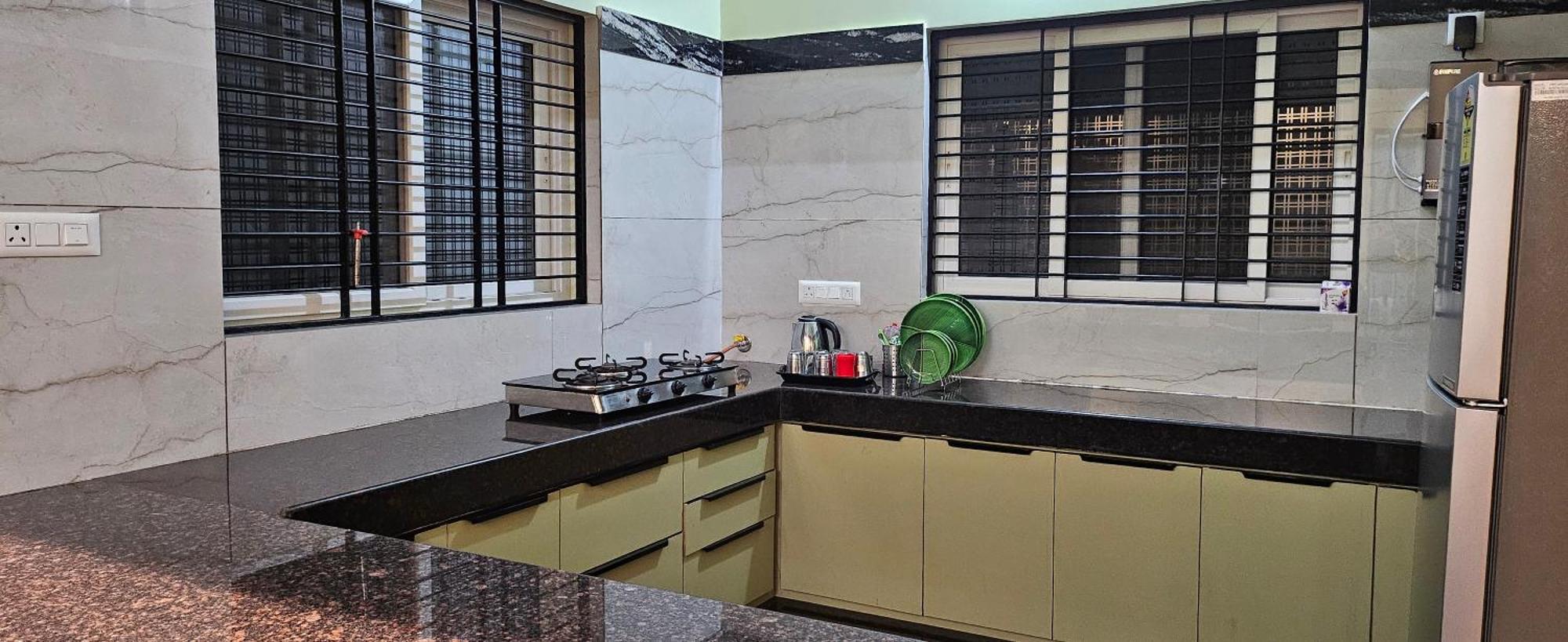 Ridhi Premium Service Apartment *
