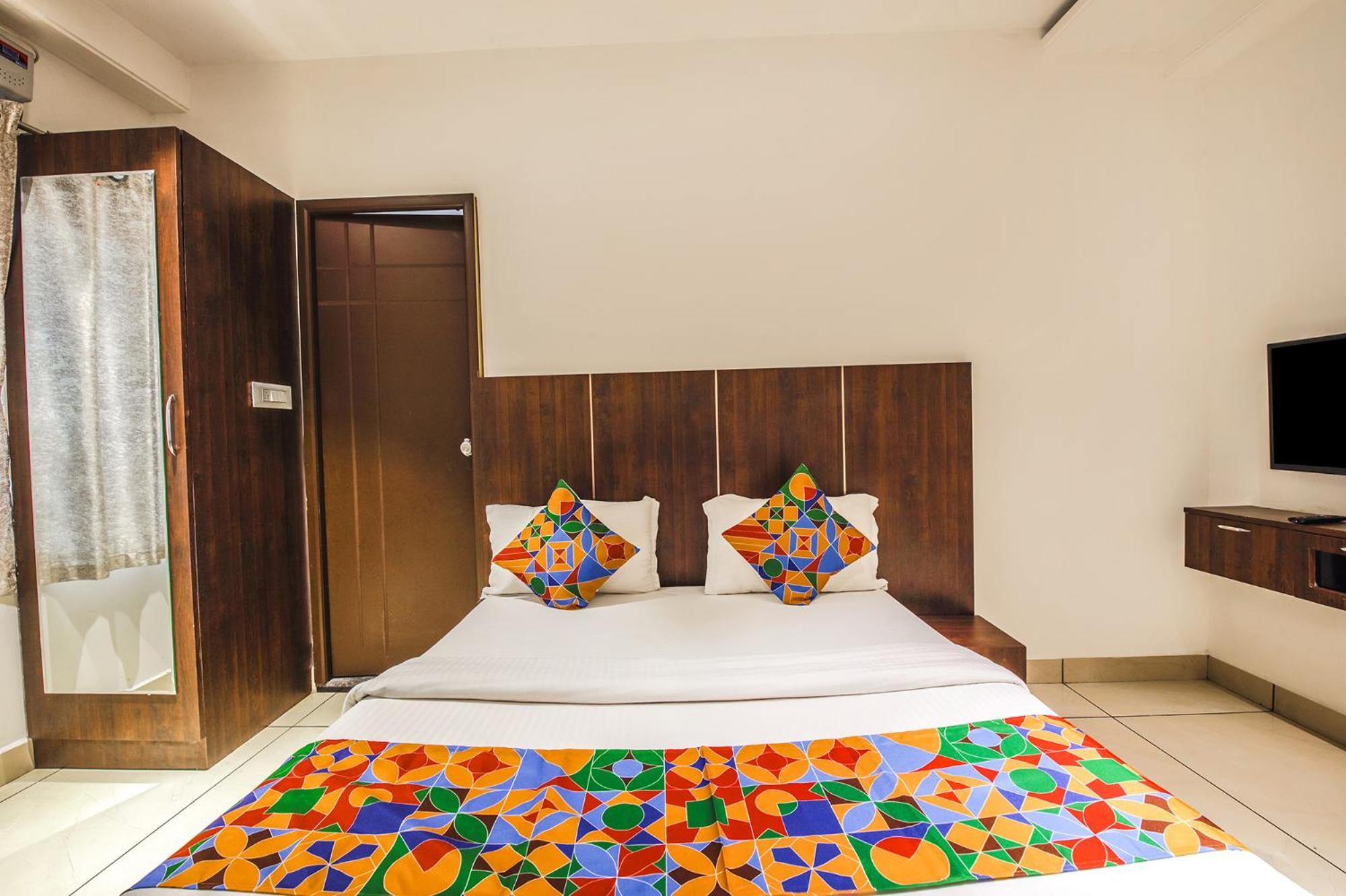 Fabhotel Quince Elite