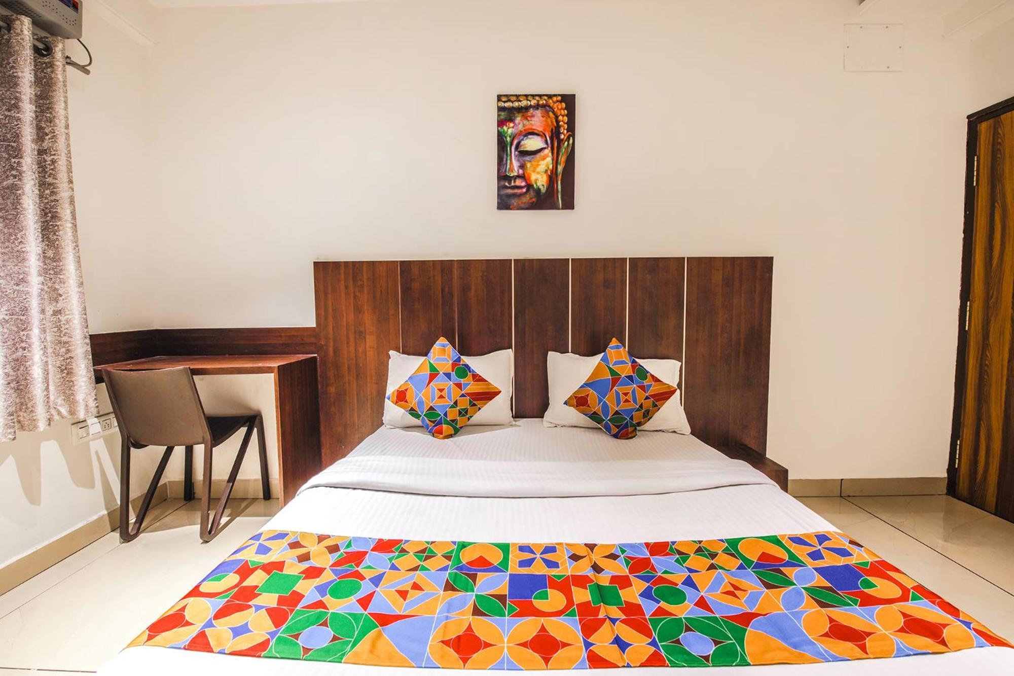 Fabhotel Quince Elite 2*