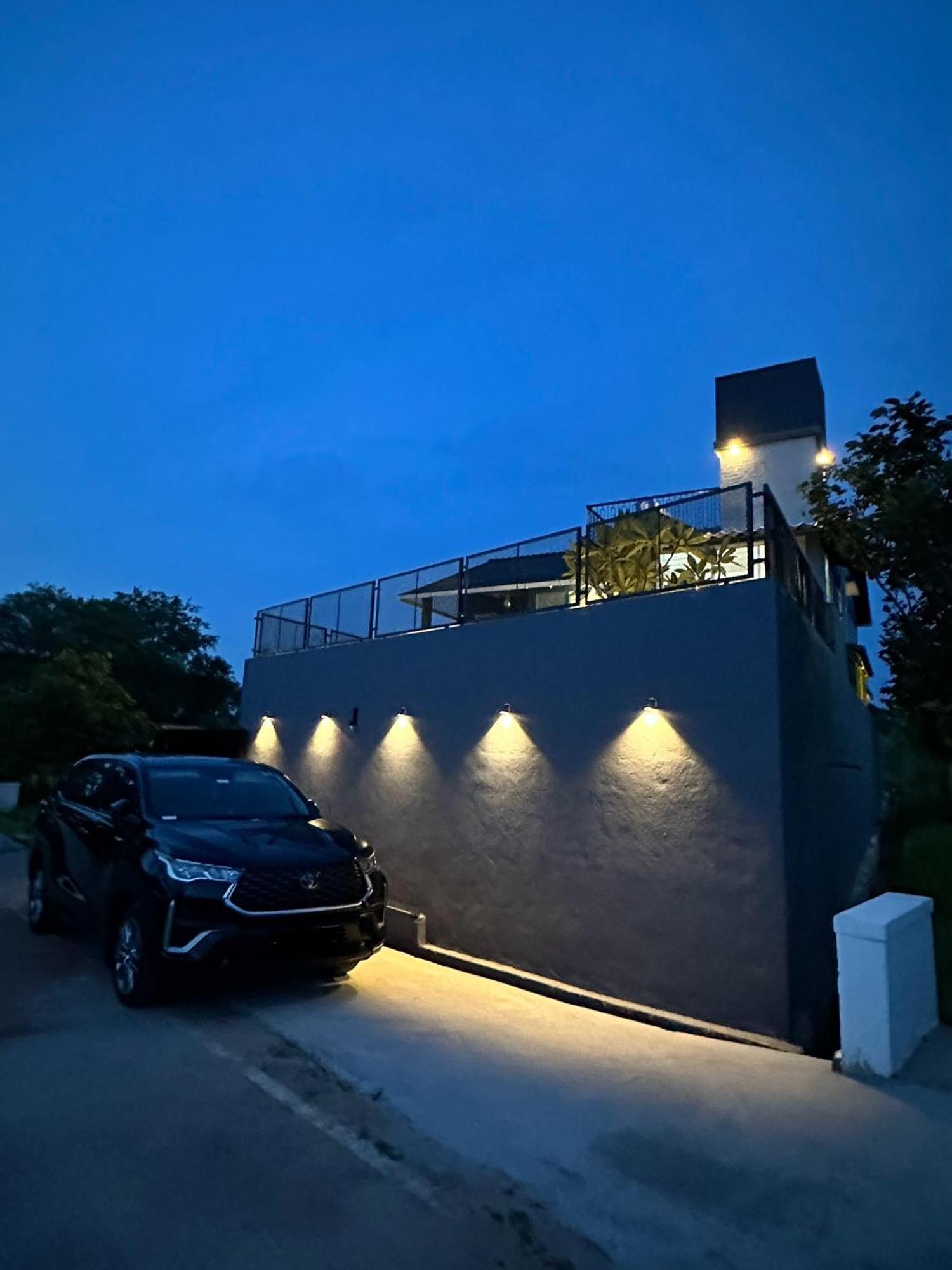 Sunshine By Niranthara Villa Mysore