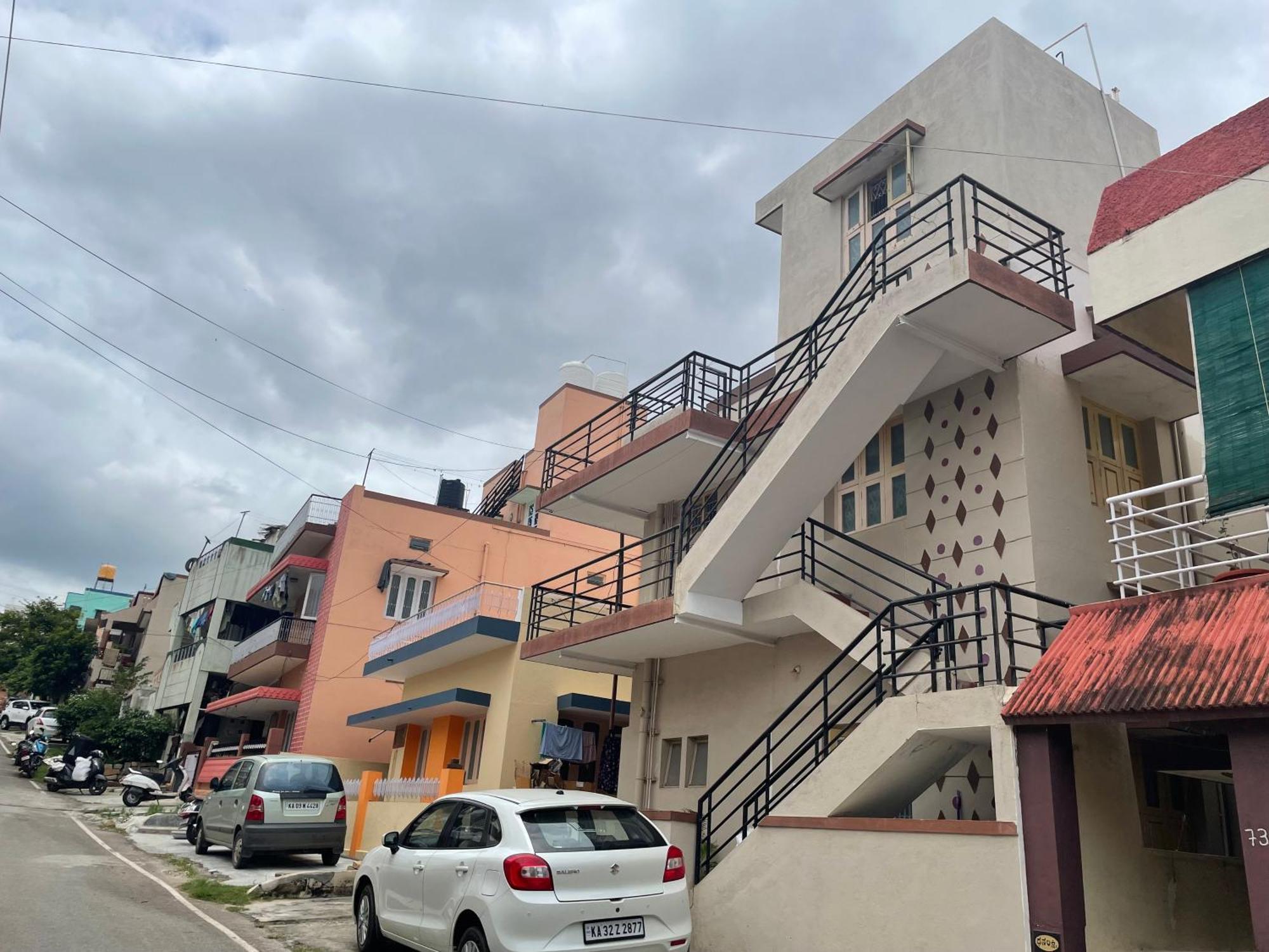 Neha's Hostel
