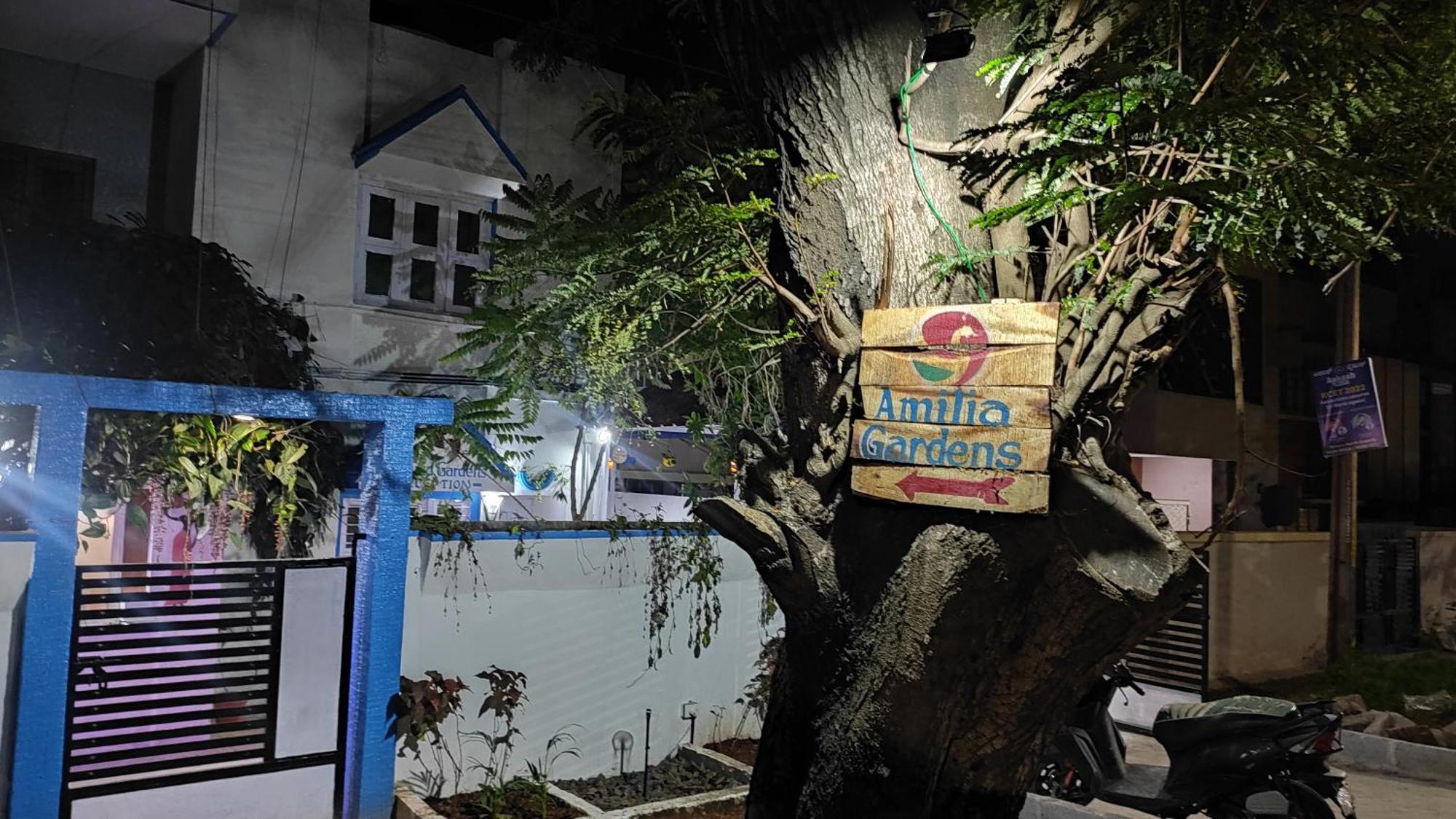 Homestay Adh Amilia Residency
