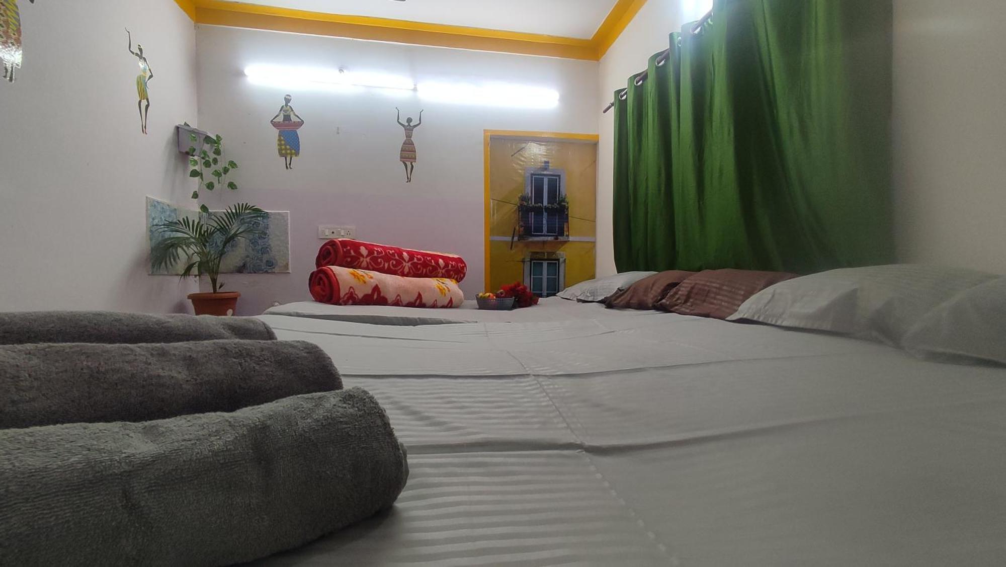 Homestay Adh Amilia Residency Mysore
