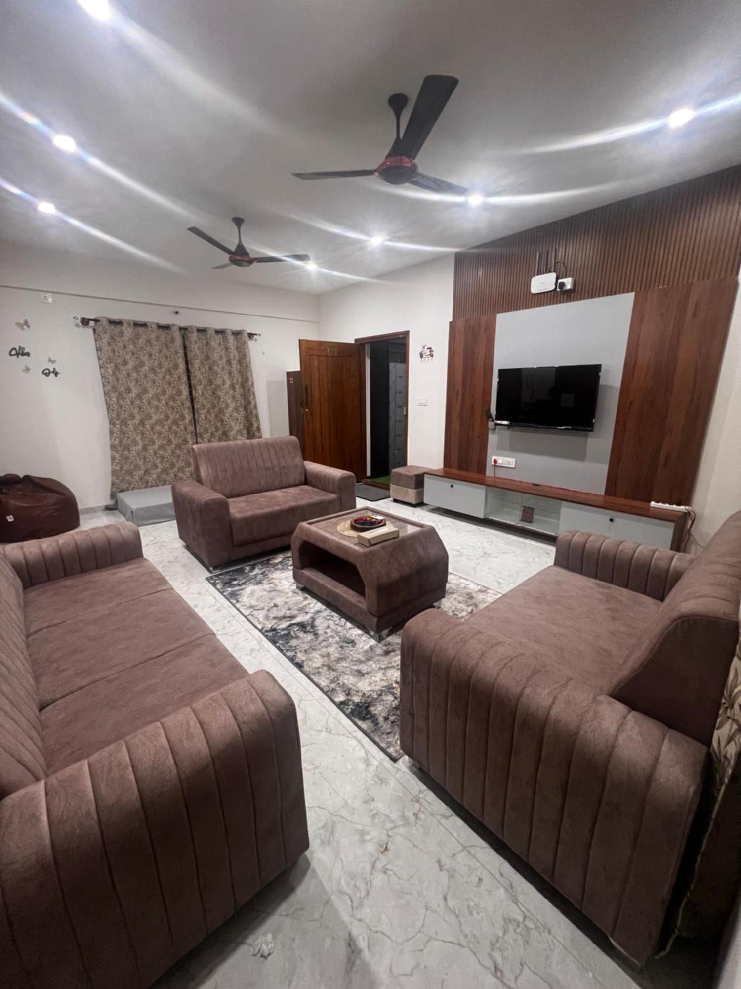 Apartment Sahar 01 *