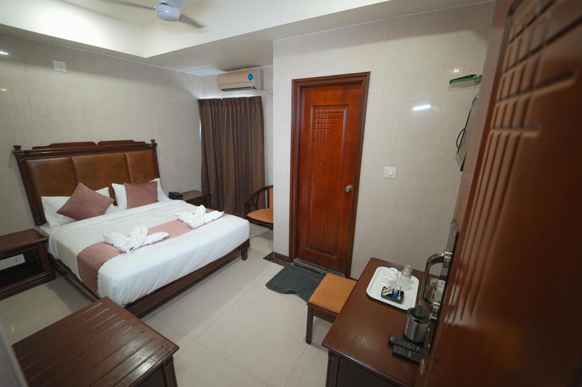 Hotel Mazus Urban Express Mysore