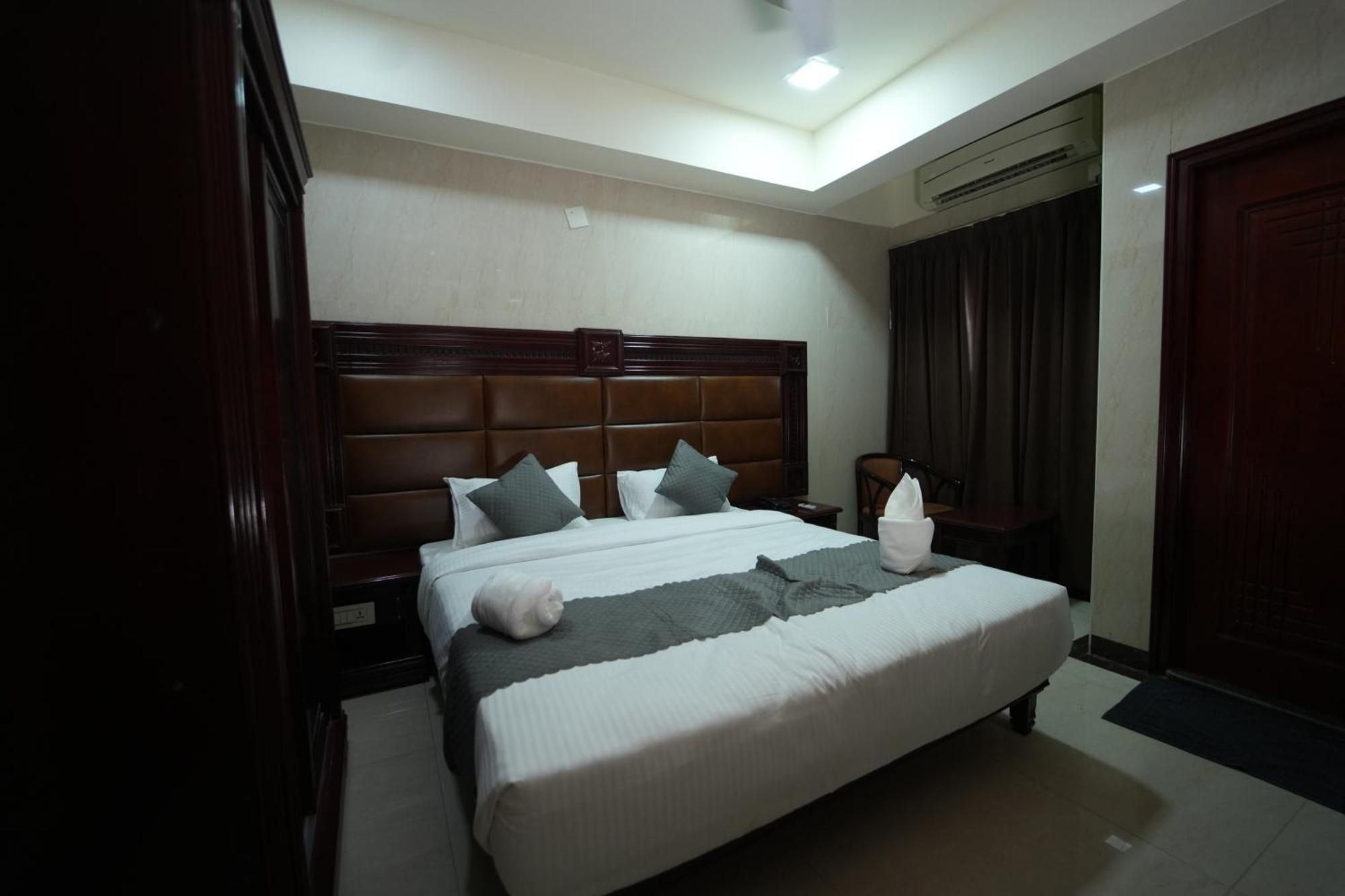 Mazus Urban Express Hotel 2*